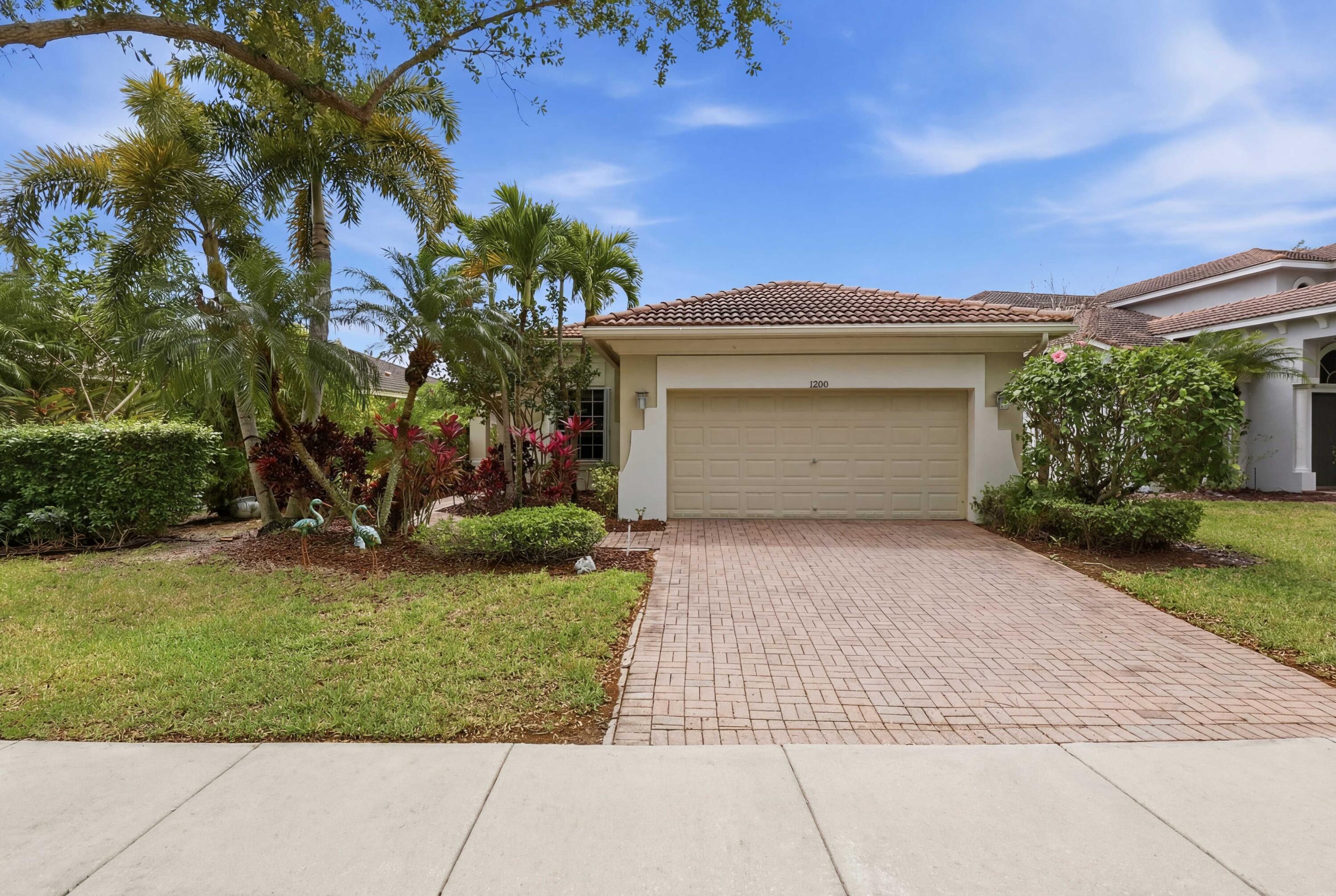 12290 Nw 77th Manor Property Photo 1