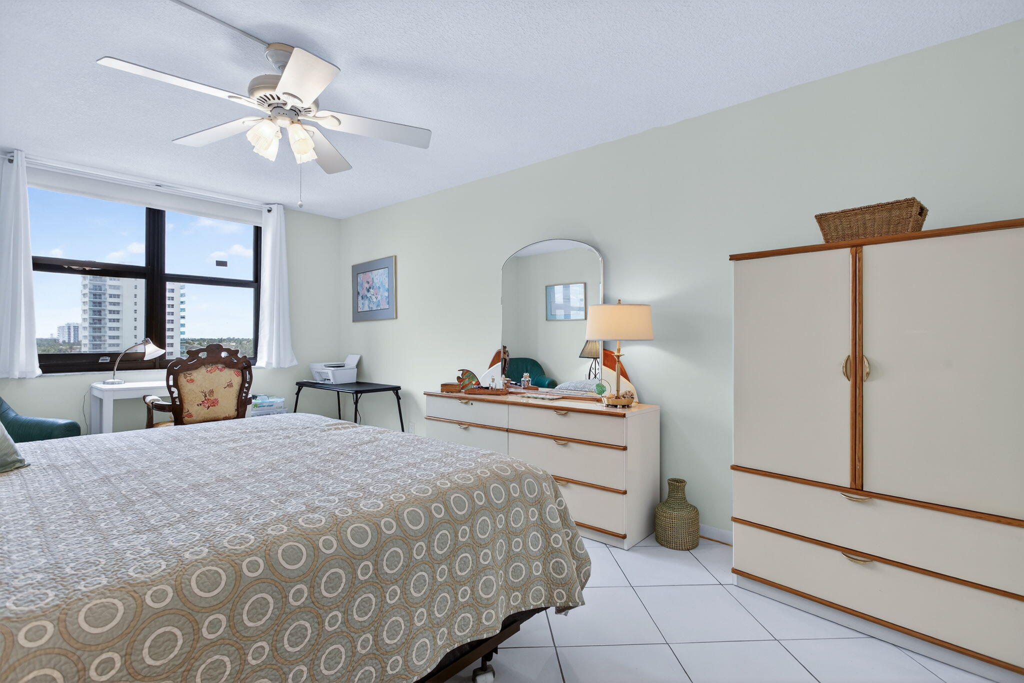 1500 N Ocean Boulevard 602 Property Photo 22