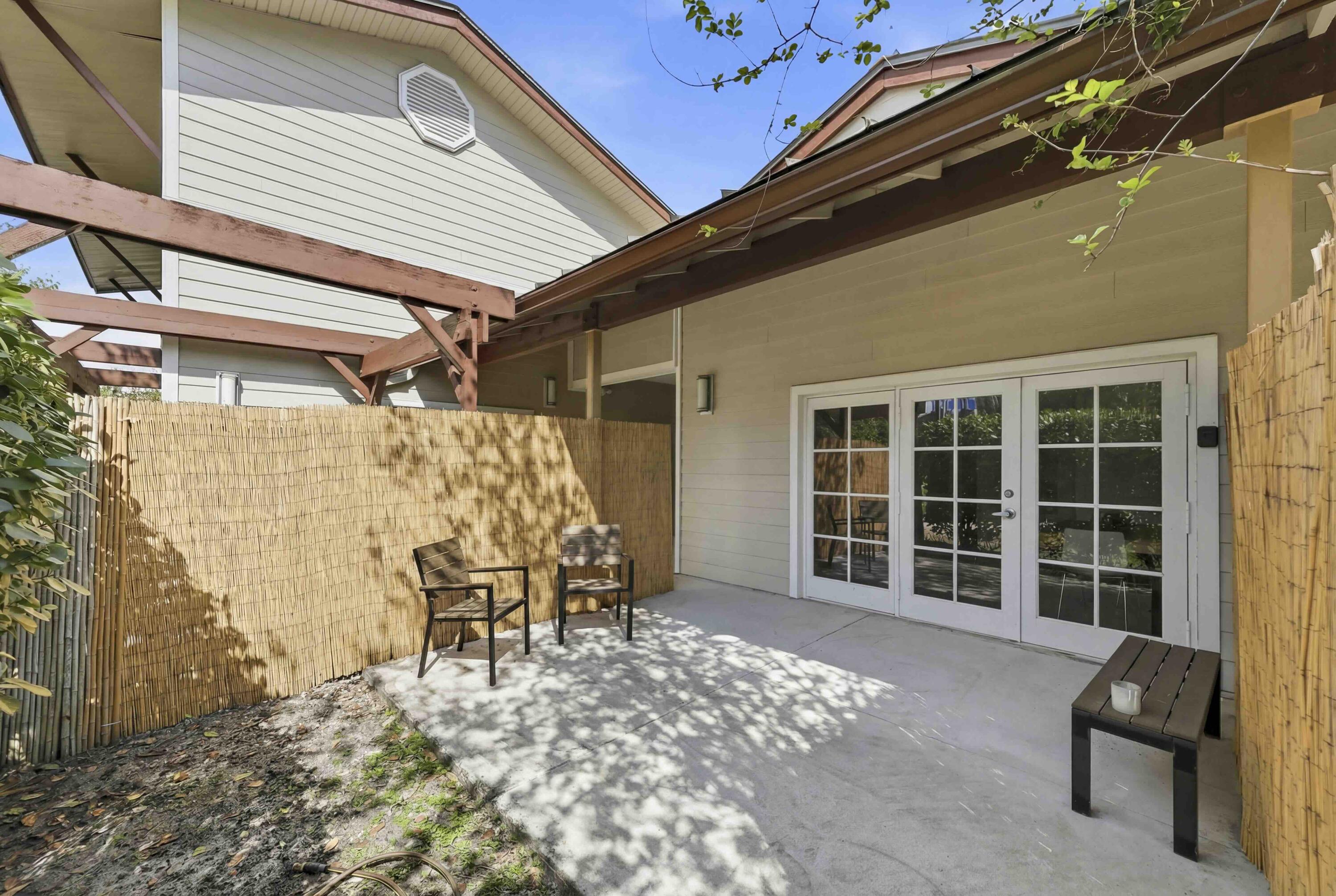 2950 S Flamingo Road Property Photo 12