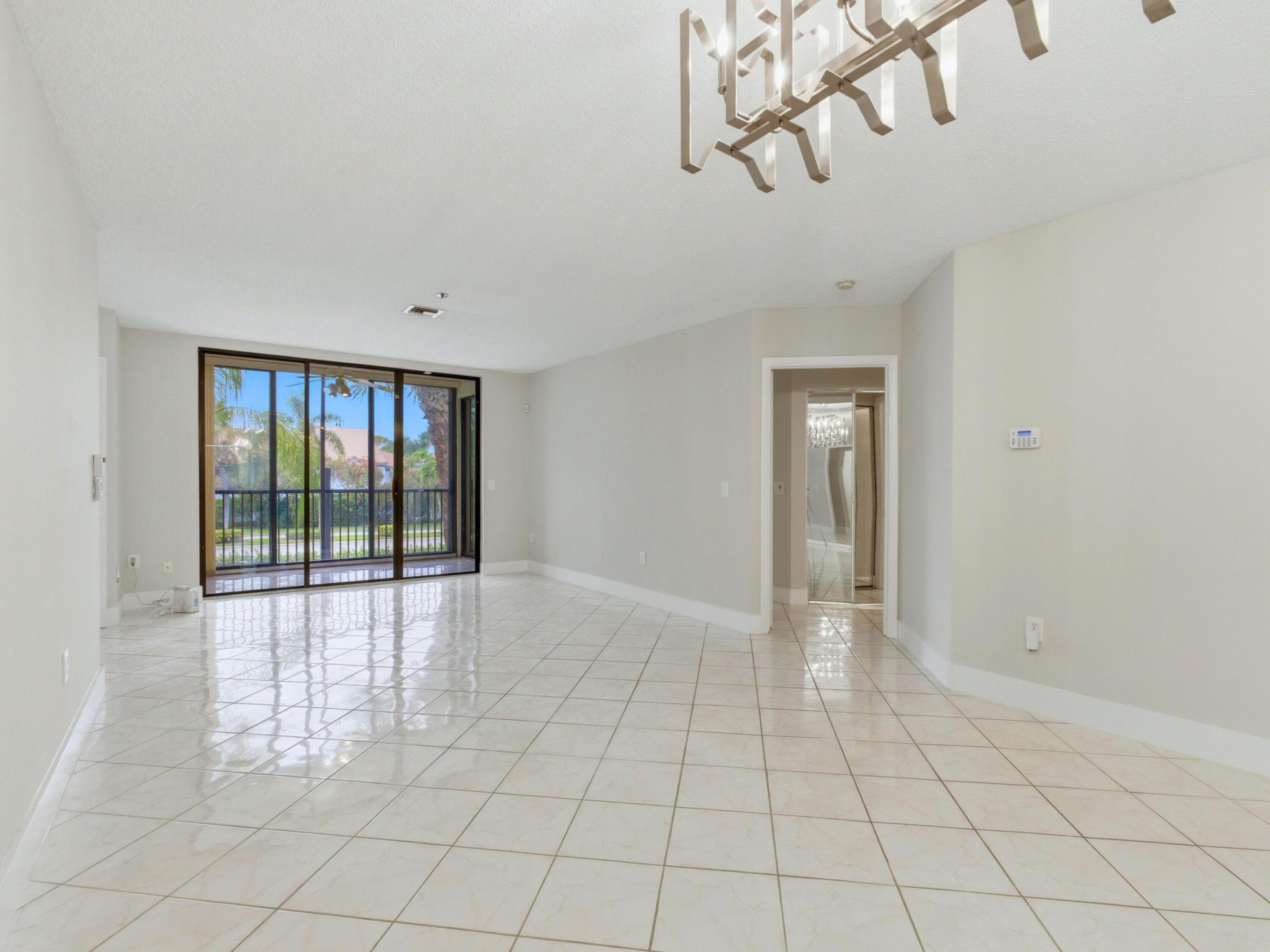5265 Brisata Circle P Property Photo 14