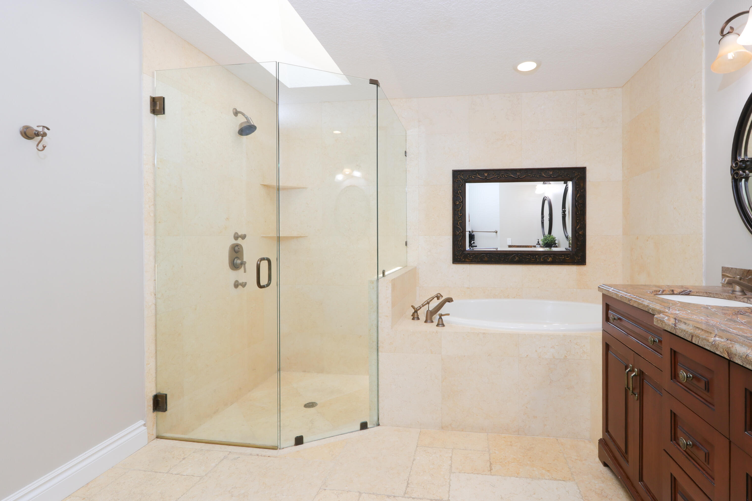 400 Seaside Lane Property Photo 13