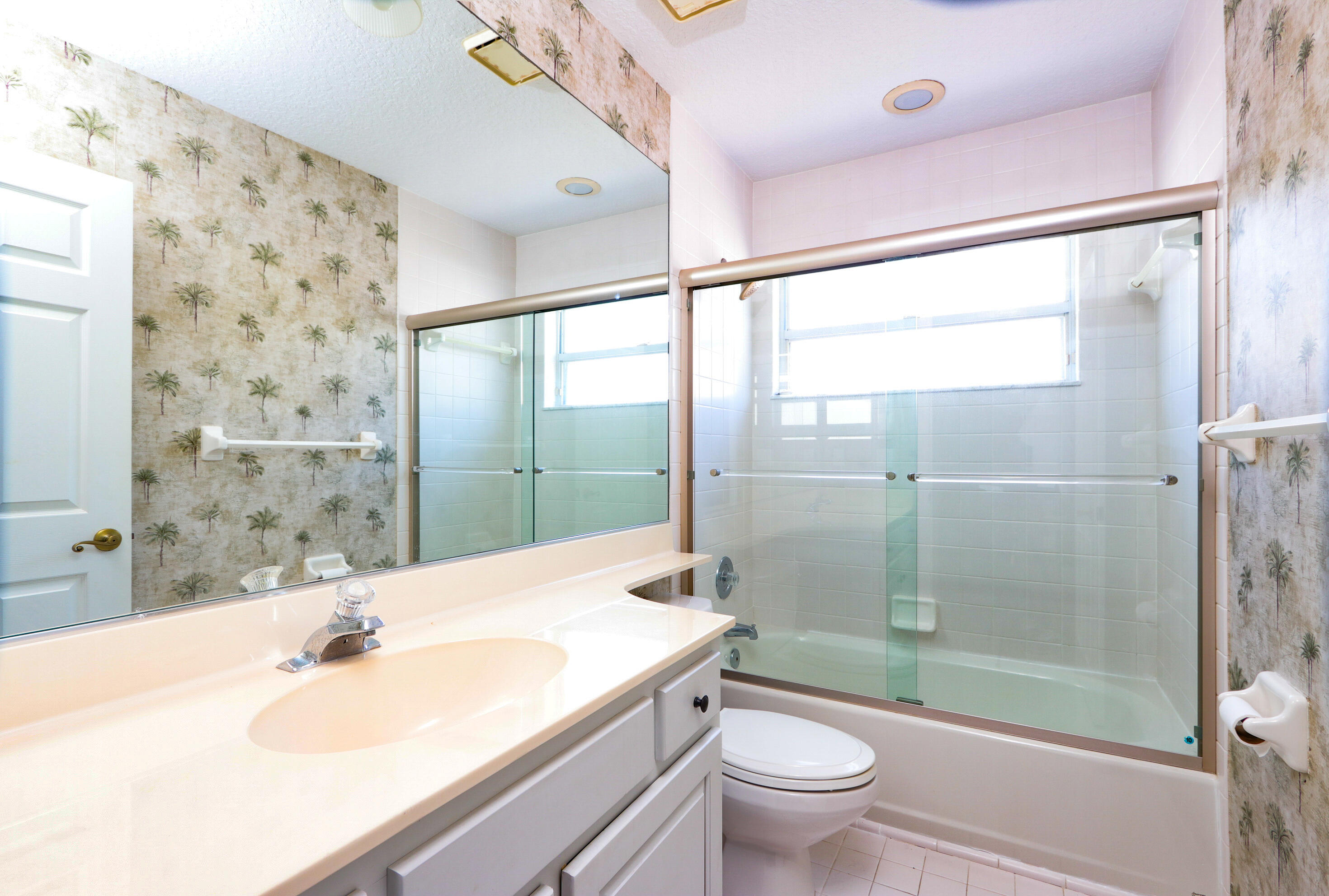 400 Seaside Lane Property Photo 24