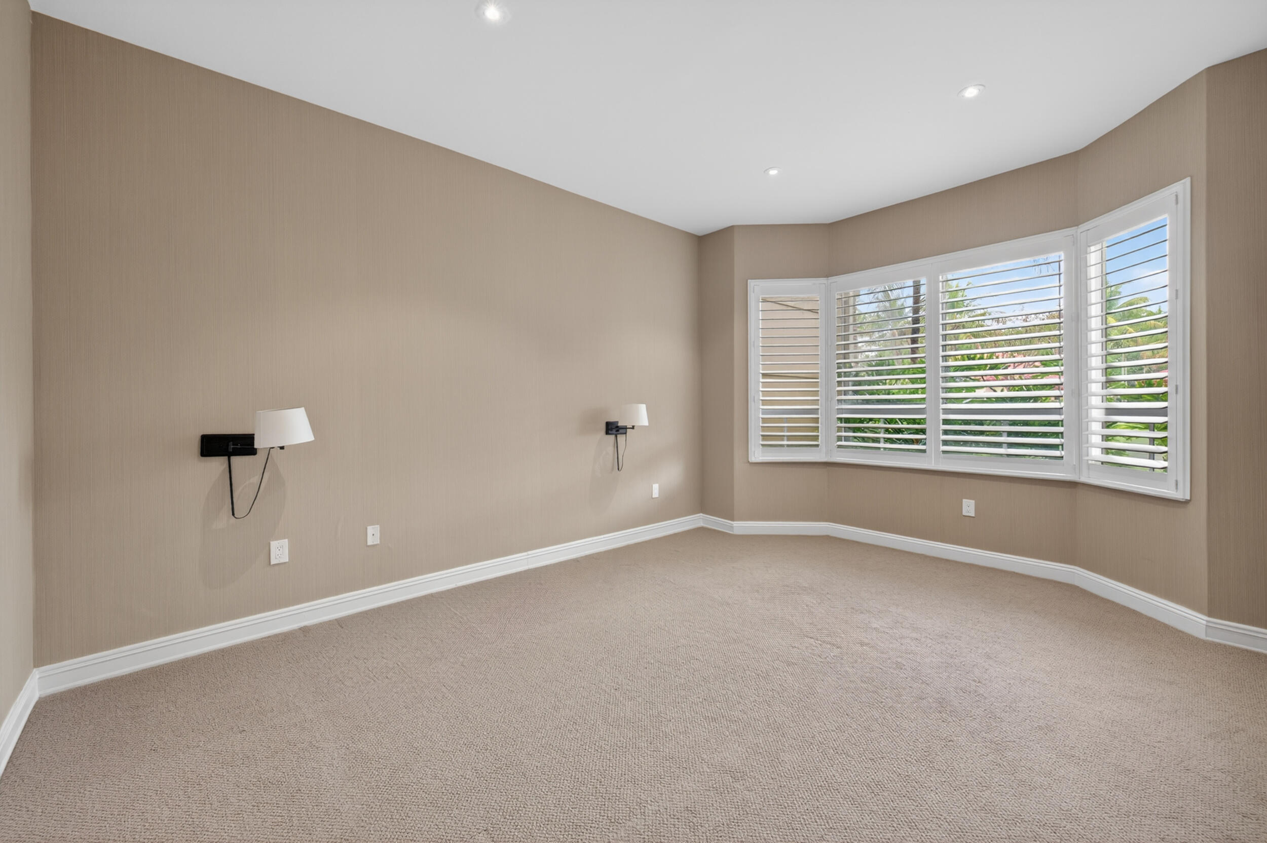 16135 Emerald Estates Drive 164 Property Photo 18
