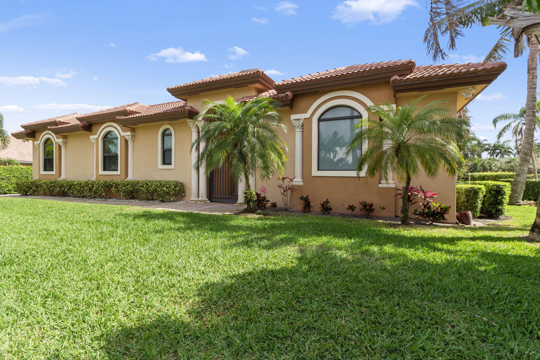 4190 Gleneagles Drive Property Photo 14