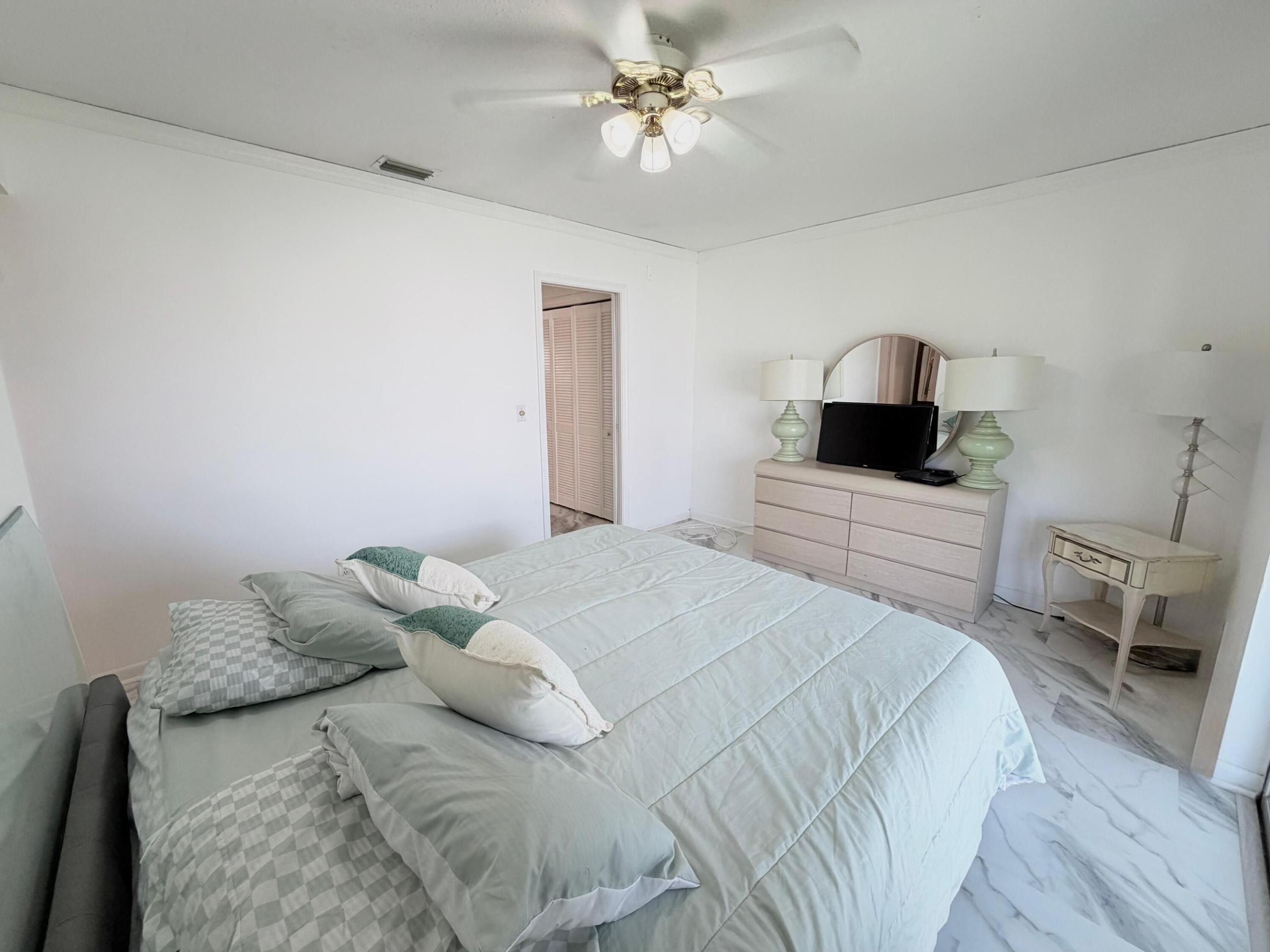 62 Easthampton C Property Photo 15