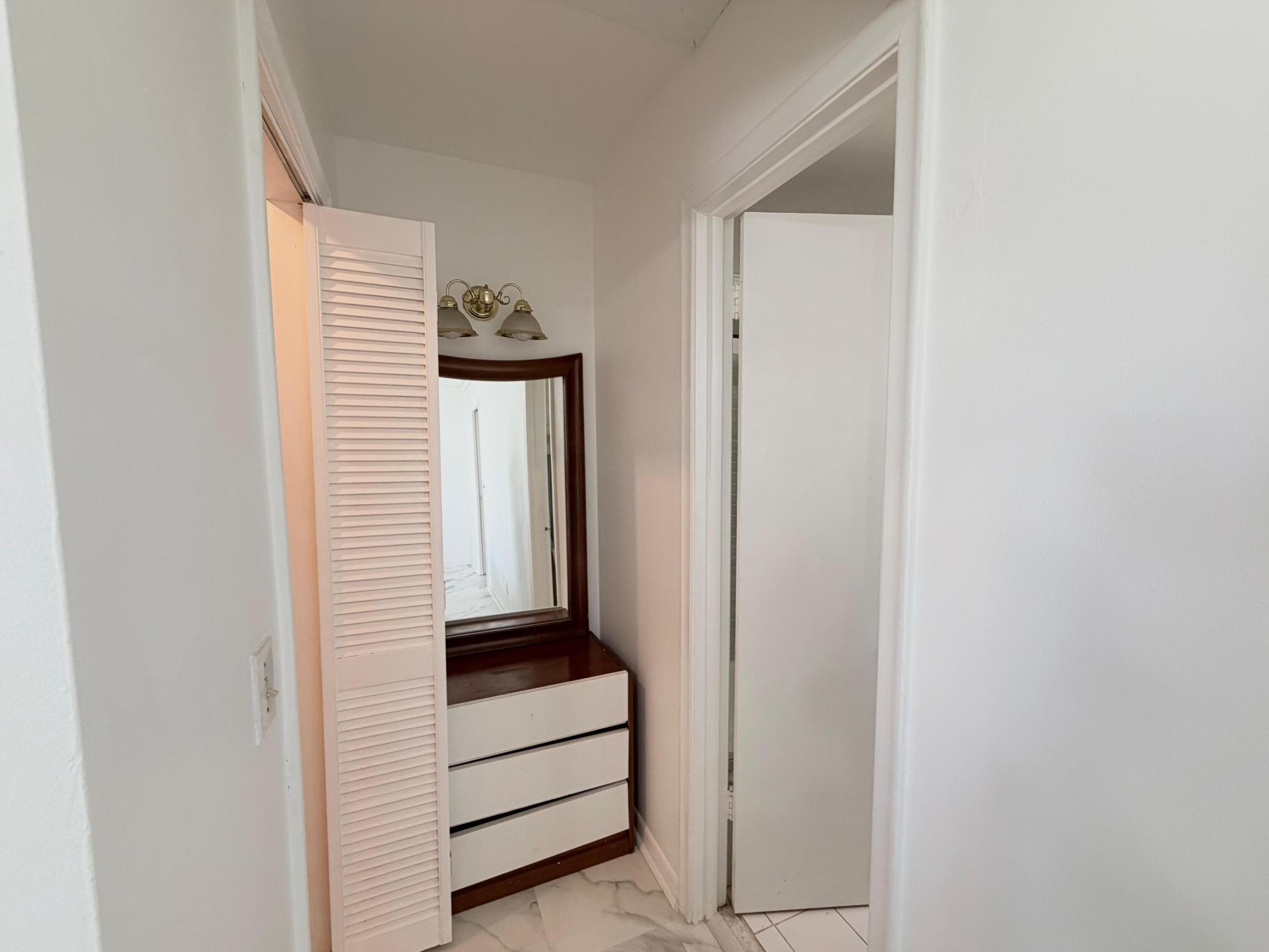 62 Easthampton C Property Photo 16