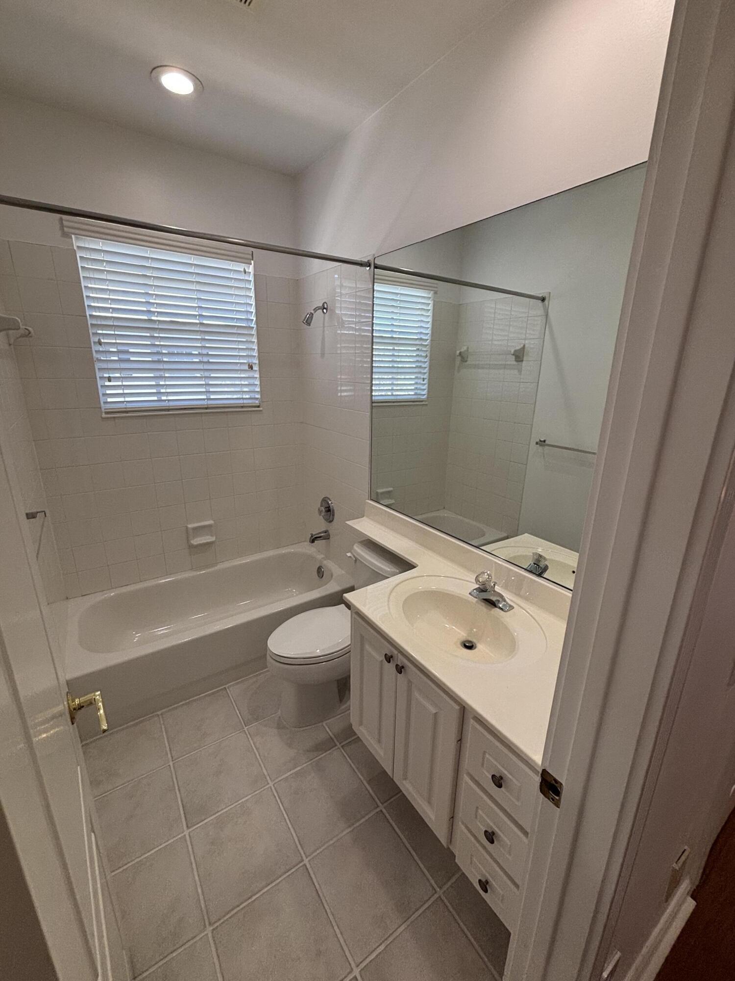 140 Day Lily Drive Property Photo 20