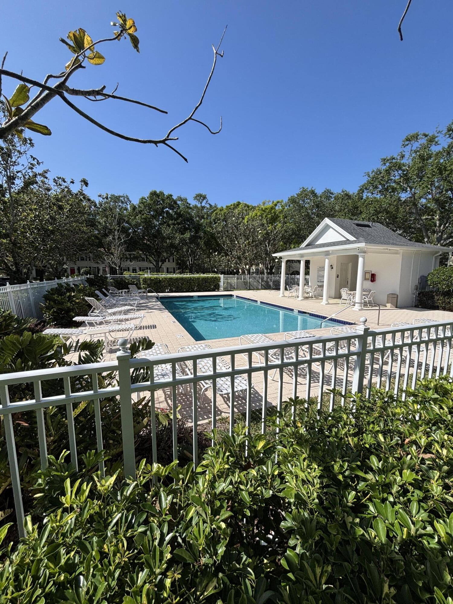 140 Day Lily Drive Property Photo 27