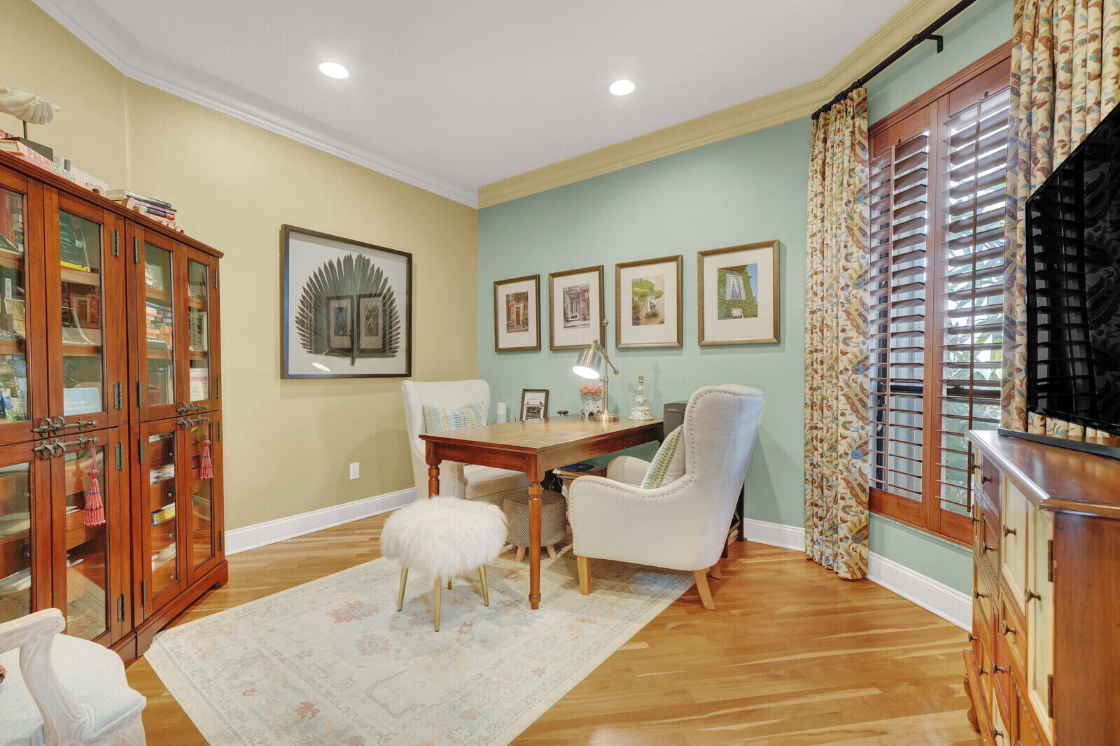 181 Atlantis Boulevard C Property Photo 8