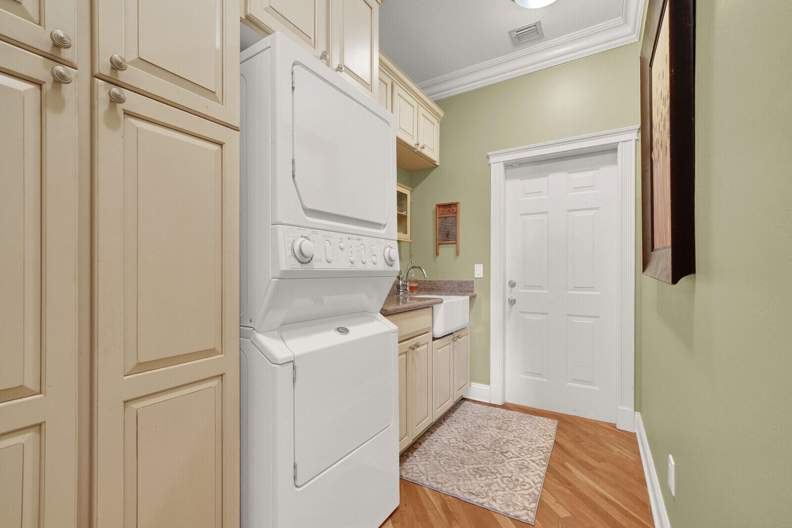 181 Atlantis Boulevard C Property Photo 25