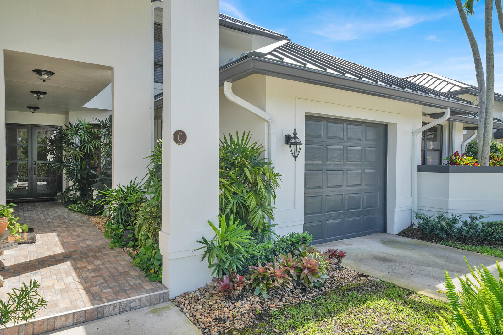 181 Atlantis Boulevard C Property Photo 26