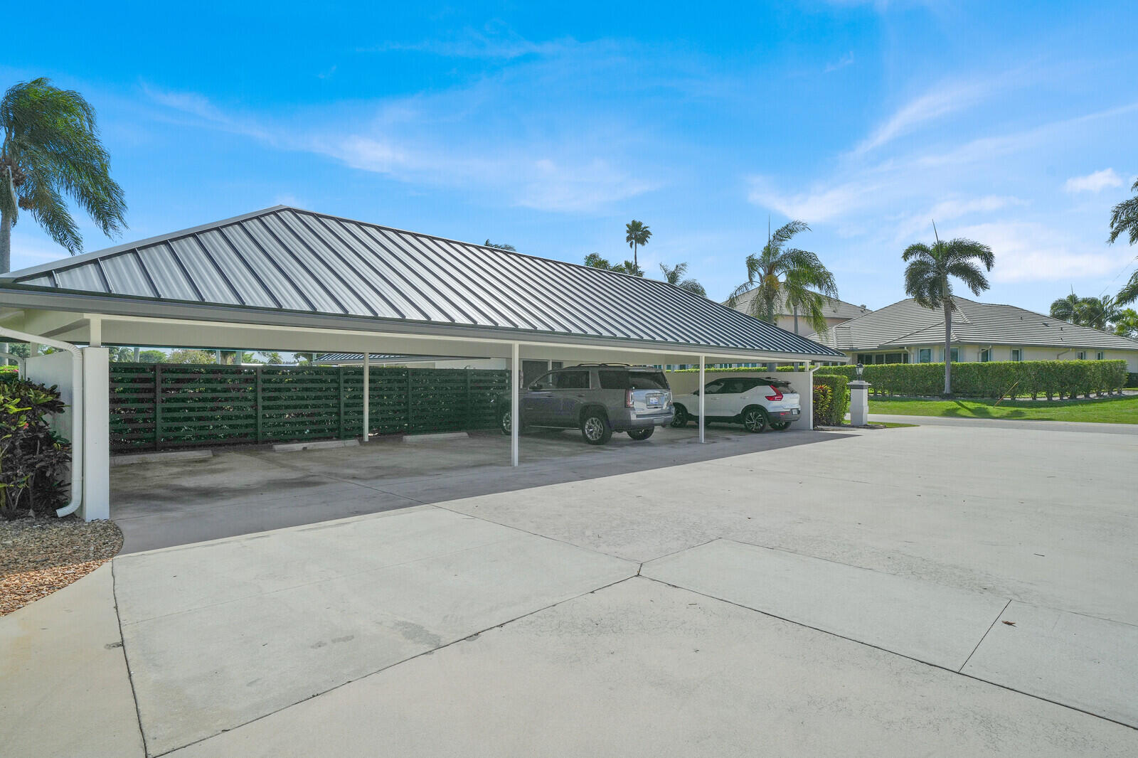 181 Atlantis Boulevard C Property Photo 27
