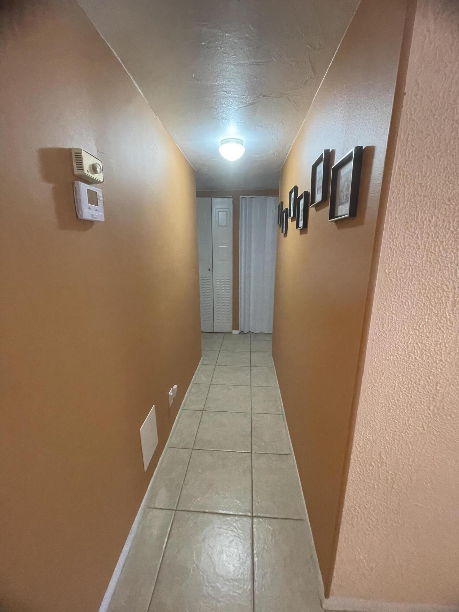 2821 Somerset Drive 118 Property Photo 6