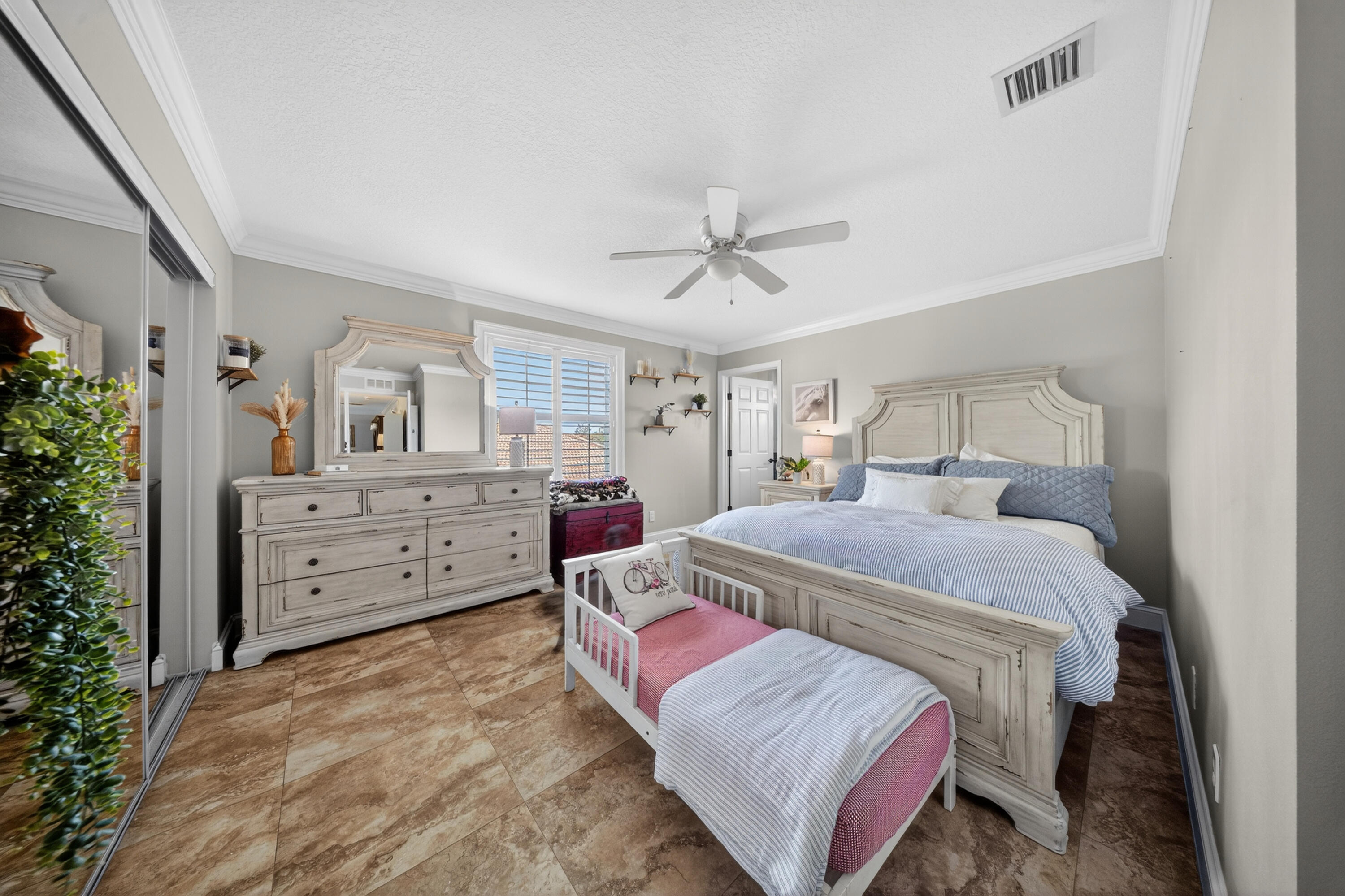 1315 Se Conference Circle Property Photo 46