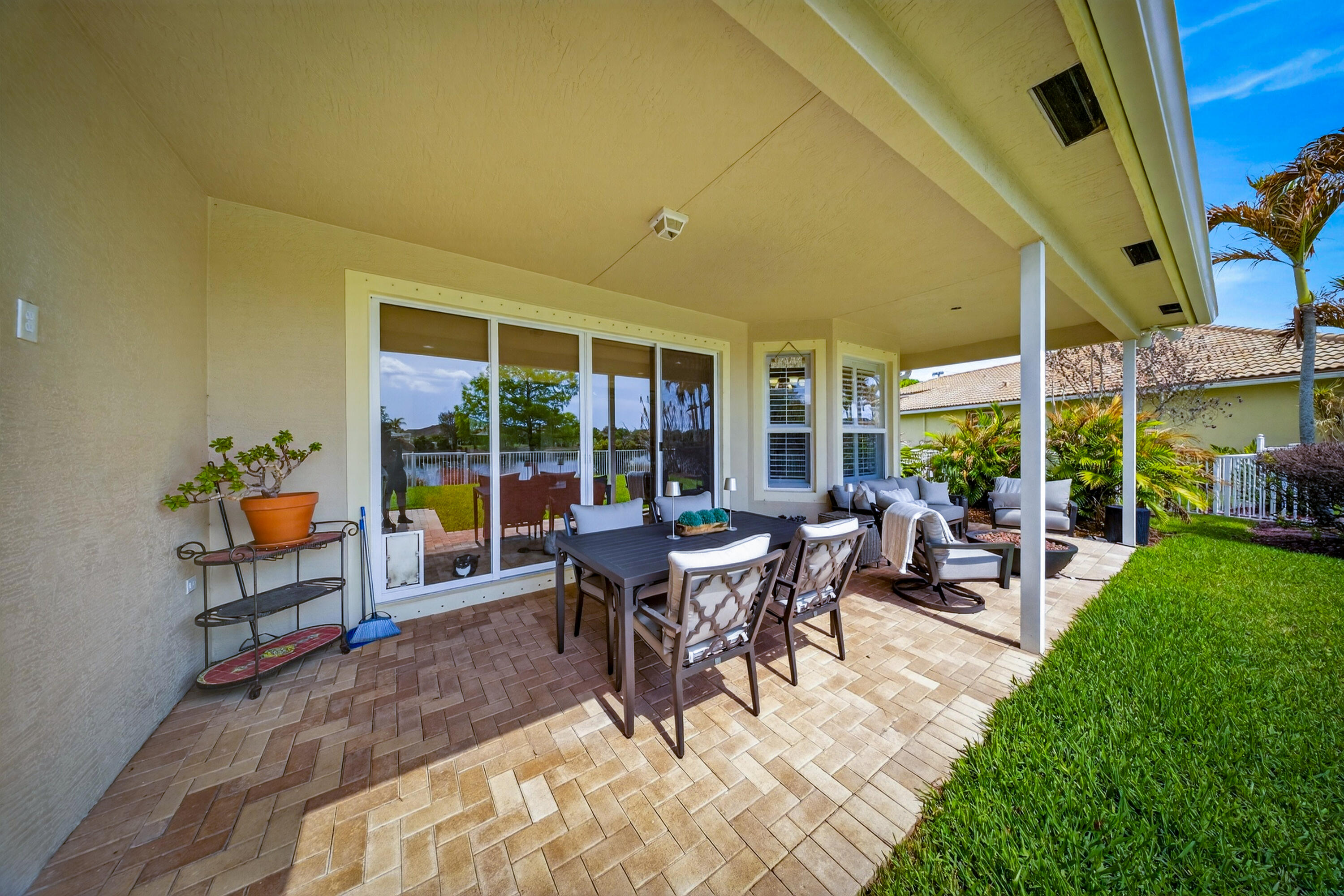 1315 Se Conference Circle Property Photo 50