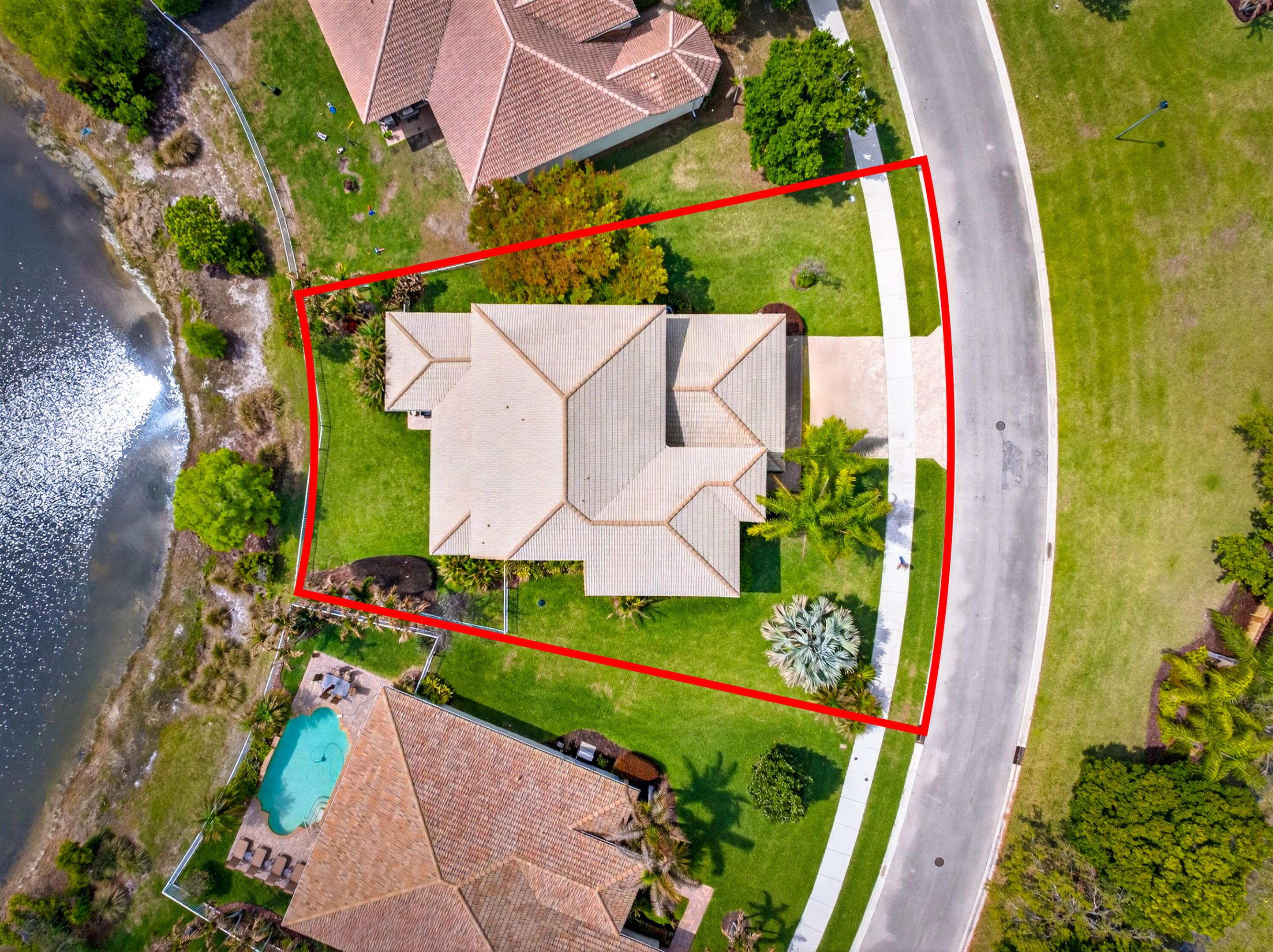 1315 Se Conference Circle Property Photo 54