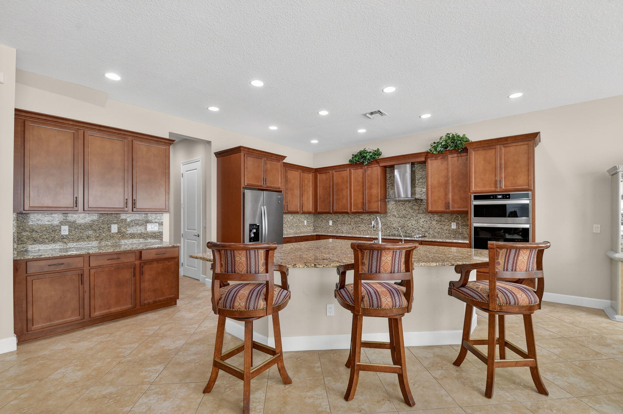 5632 Liberty Lane Property Photo 11