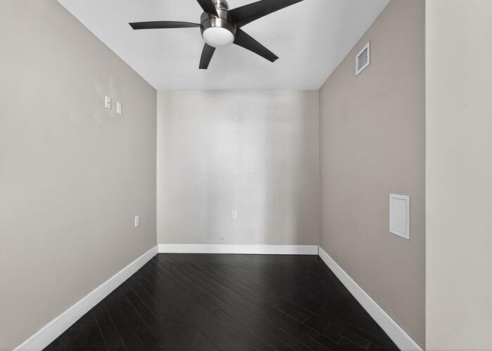 6061 Collins Avenue 23a Property Photo 17