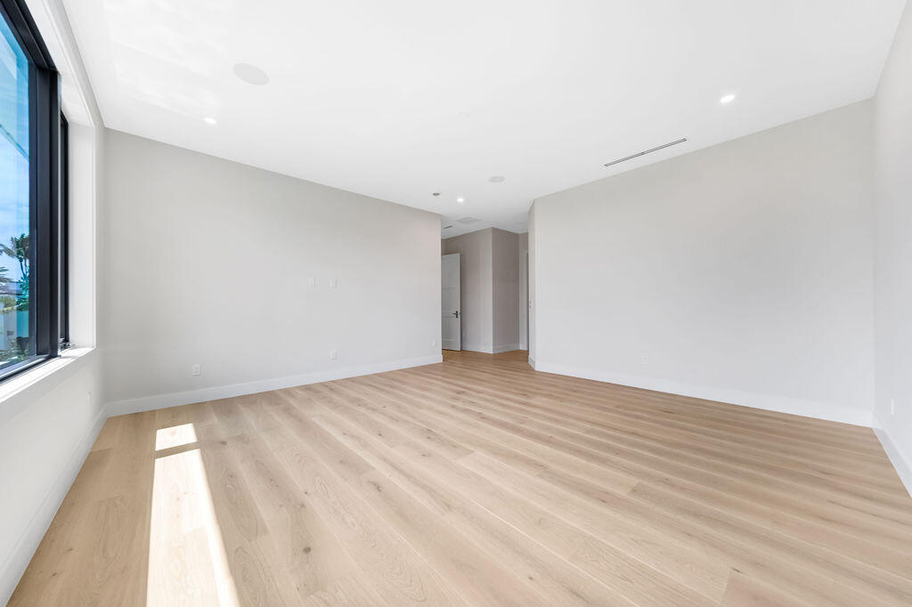 1550 Ponce De Leon Drive Property Photo 37