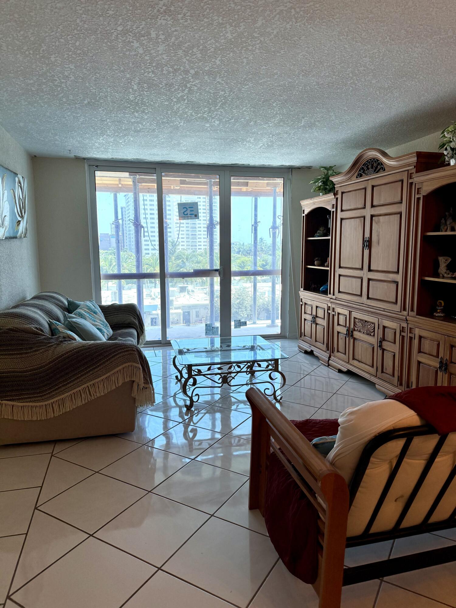 101 Briny Avenue 409 Property Photo 2