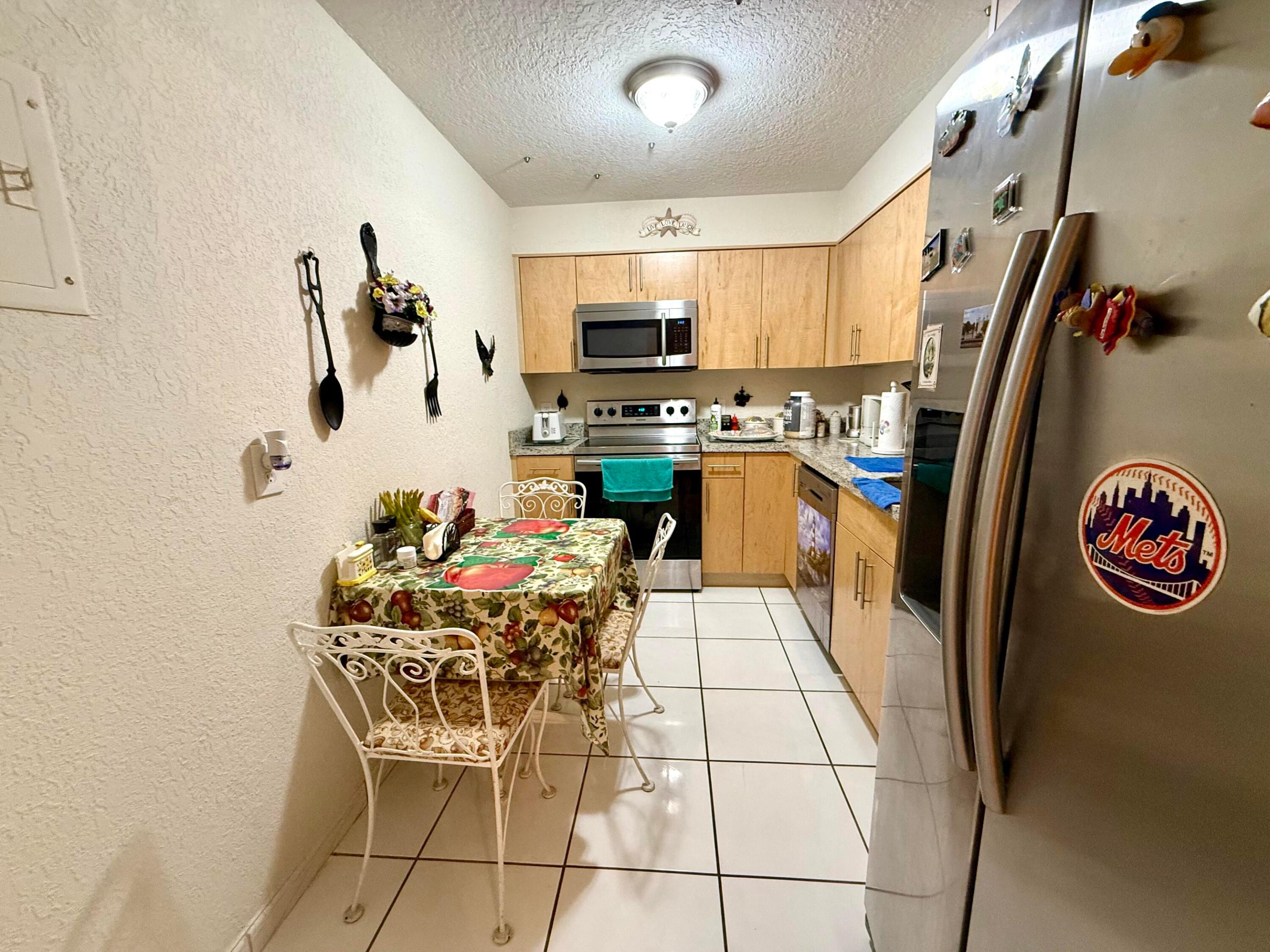 101 Briny Avenue 409 Property Photo 17