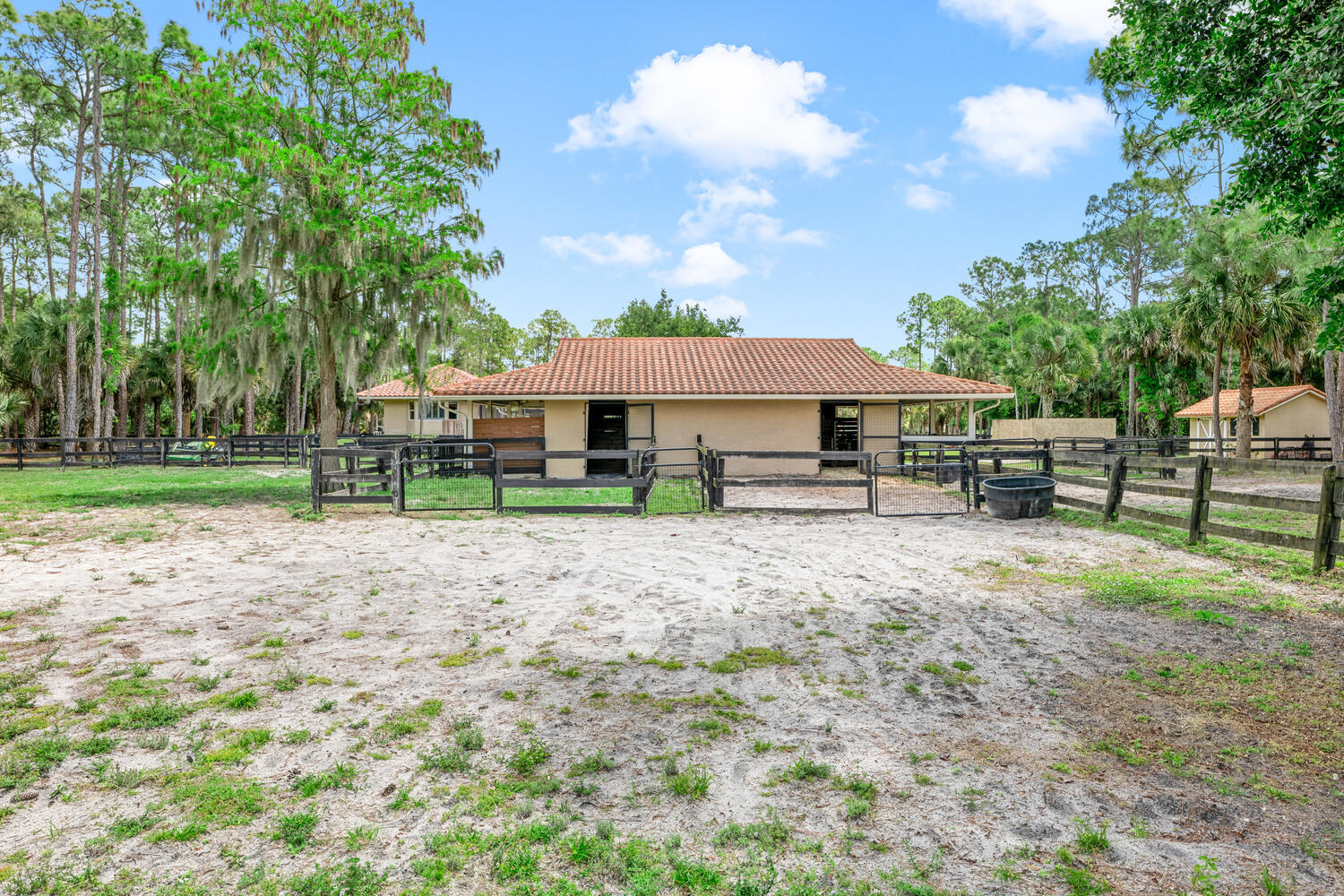 2559 Palm Deer Drive Property Photo 78