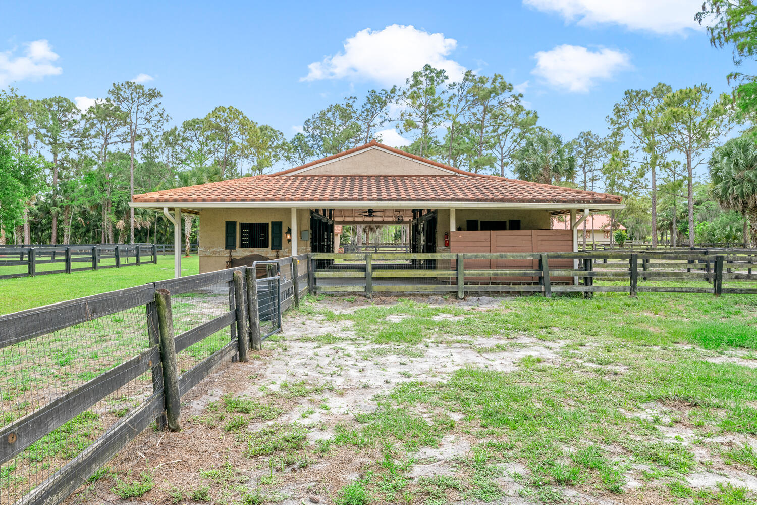 2559 Palm Deer Drive Property Photo 82