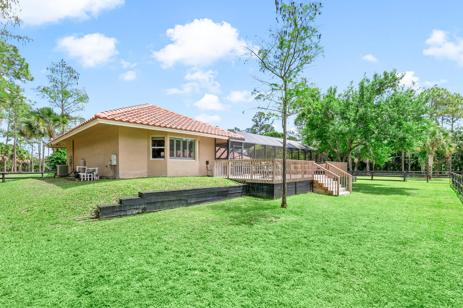 2559 Palm Deer Drive Property Photo 84
