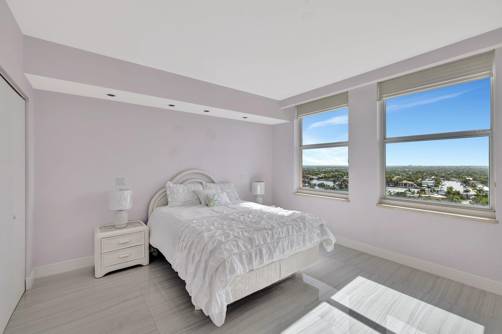 2100 N Ocean Boulevard 16e Property Photo 27
