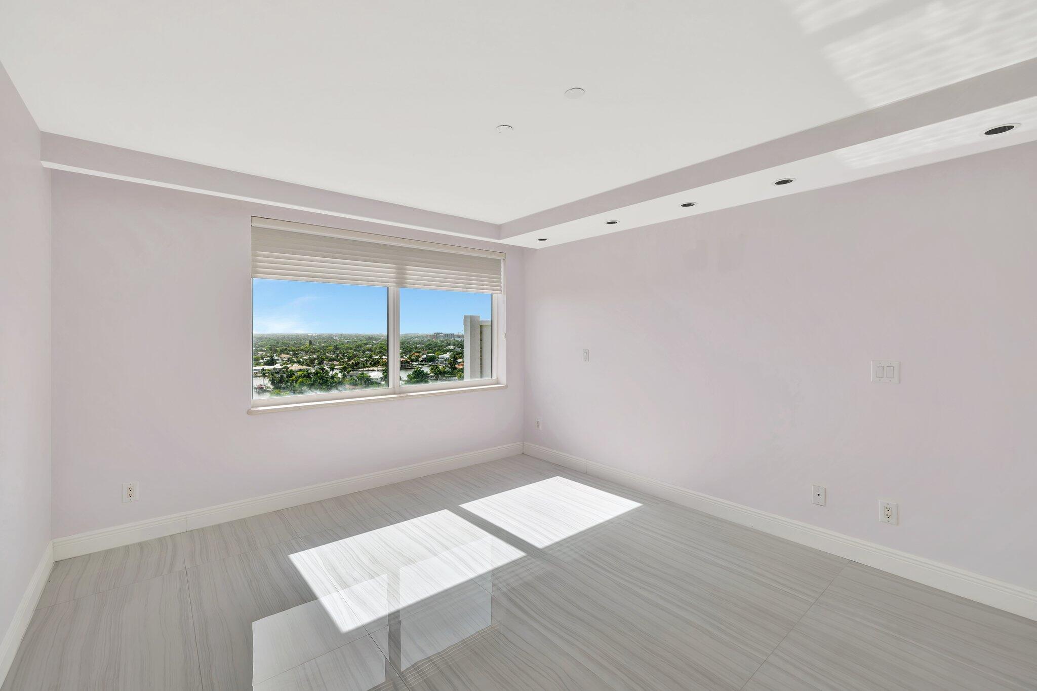 2100 N Ocean Boulevard 16e Property Photo 29