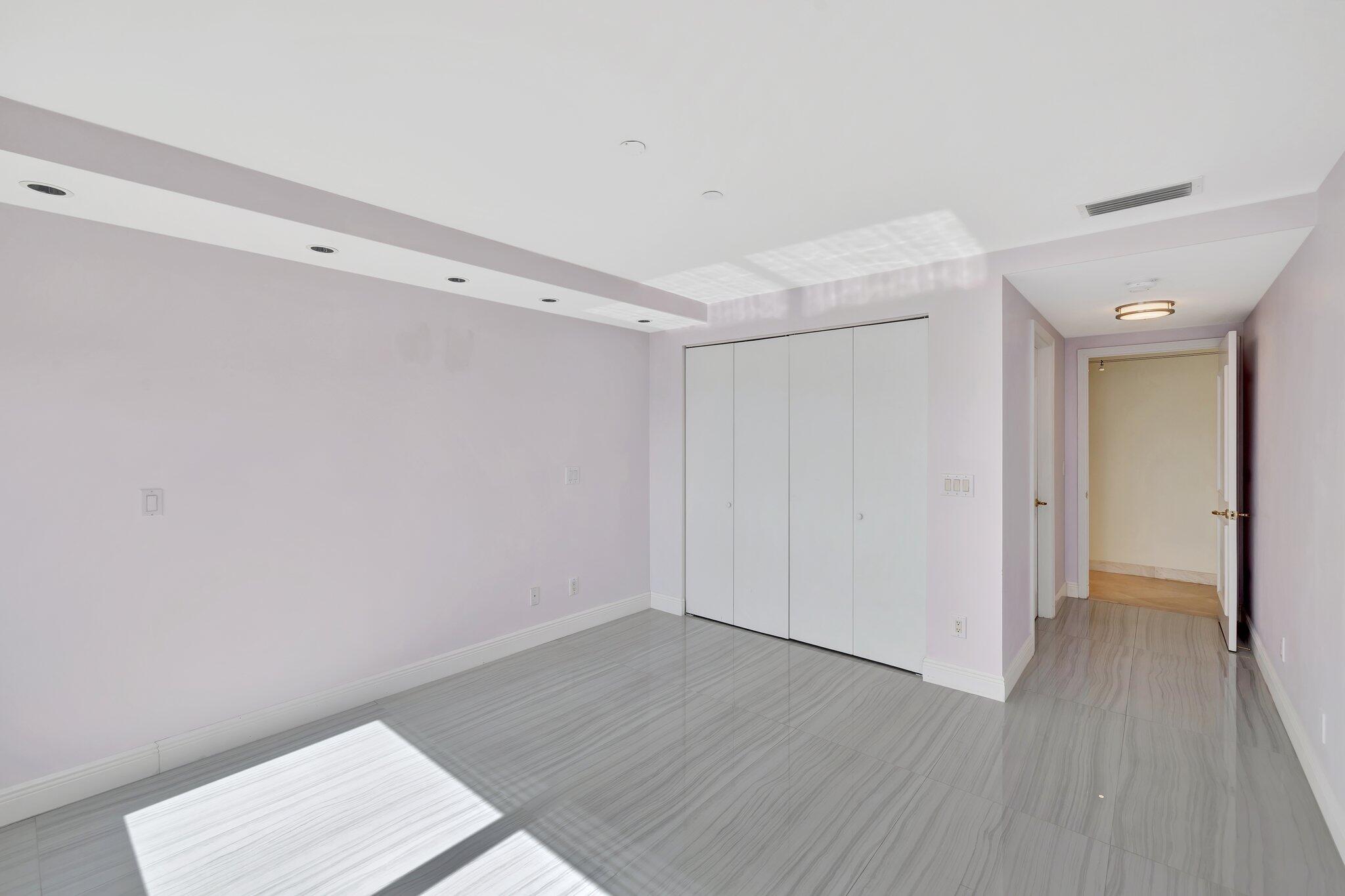 2100 N Ocean Boulevard 16e Property Photo 30