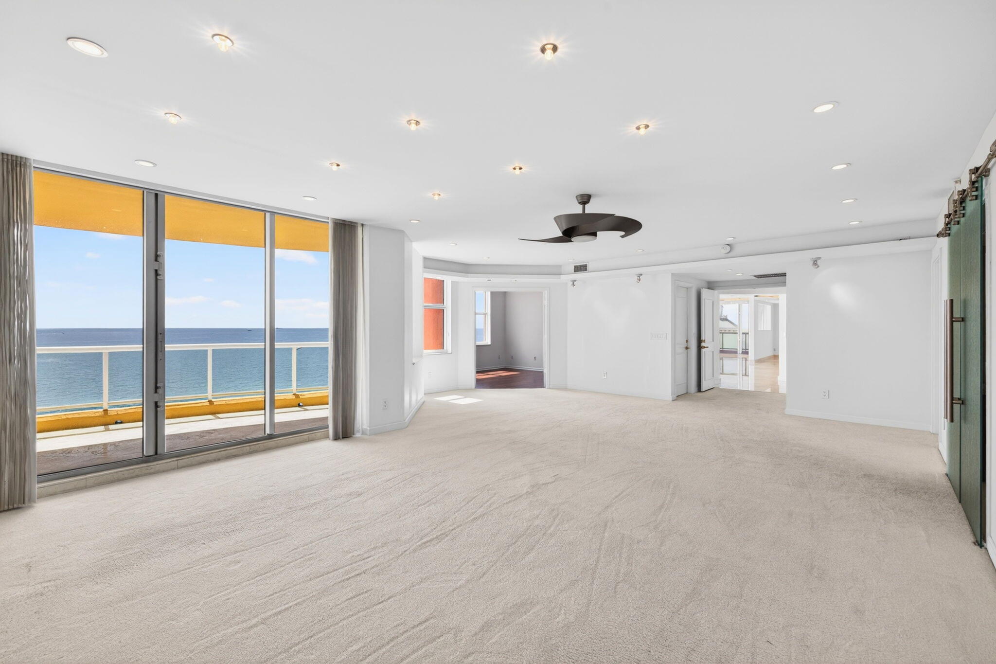 2100 N Ocean Boulevard 16e Property Photo 48
