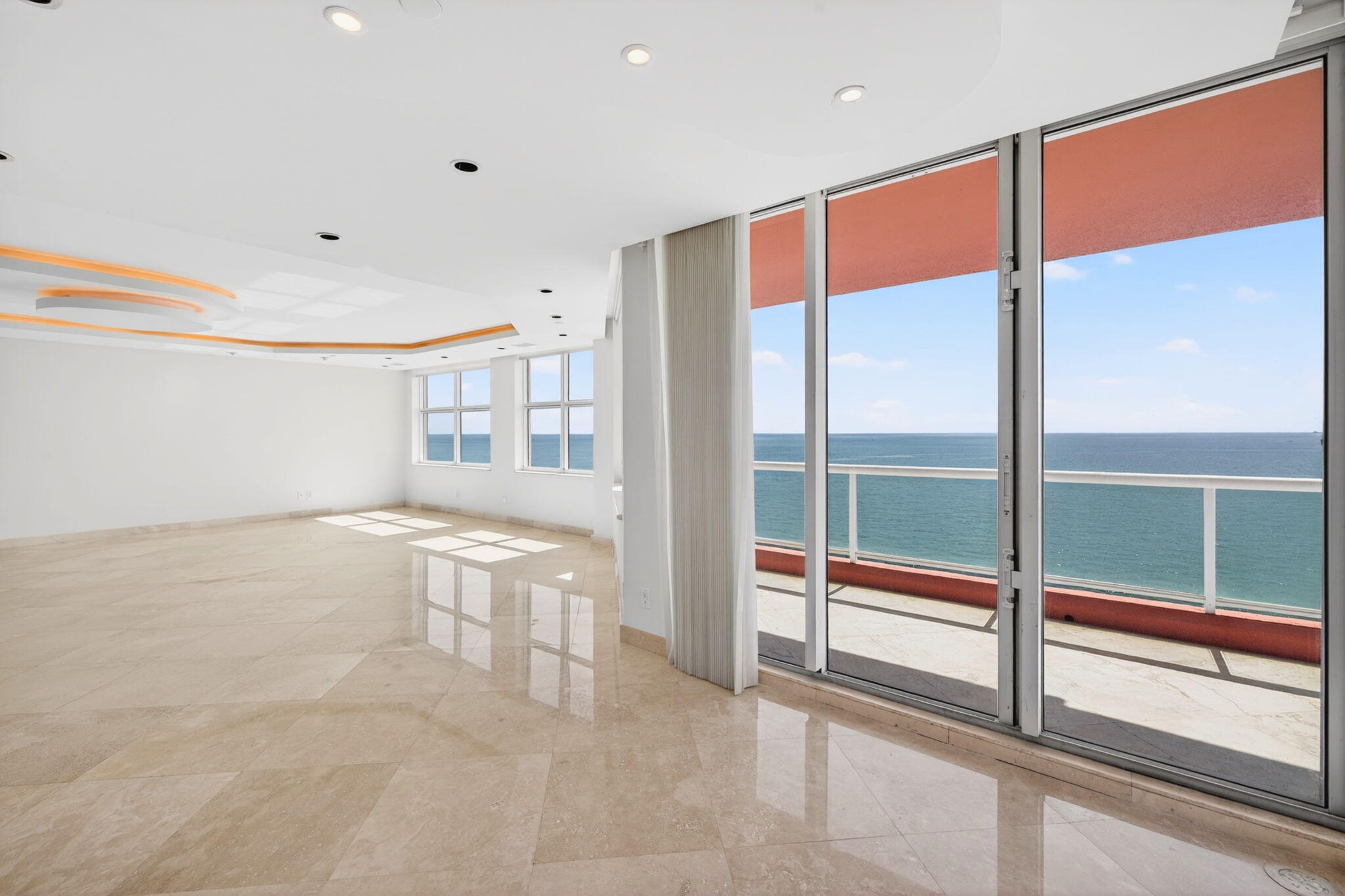 2100 N Ocean Boulevard 16e Property Photo 70