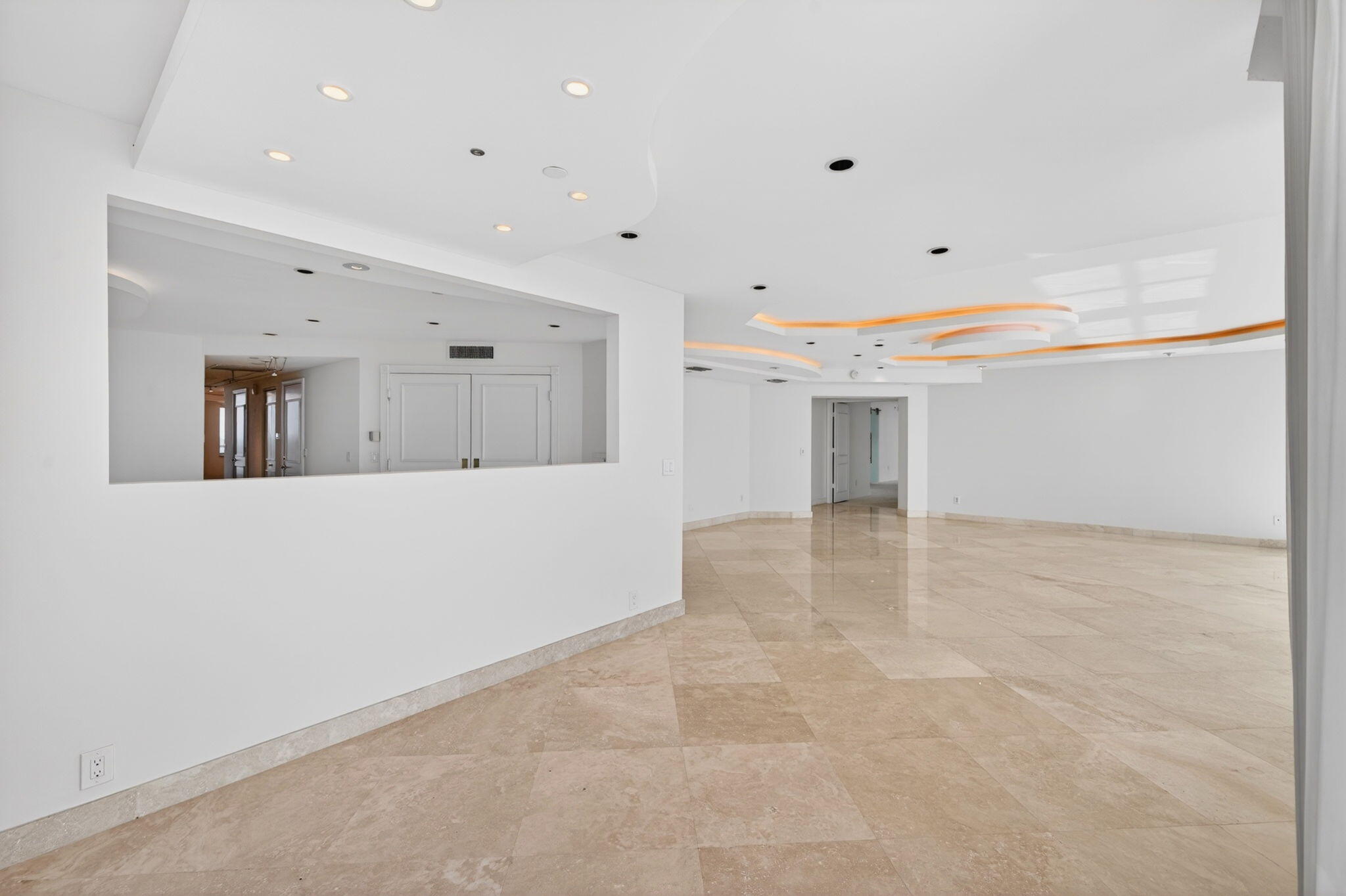 2100 N Ocean Boulevard 16e Property Photo 72