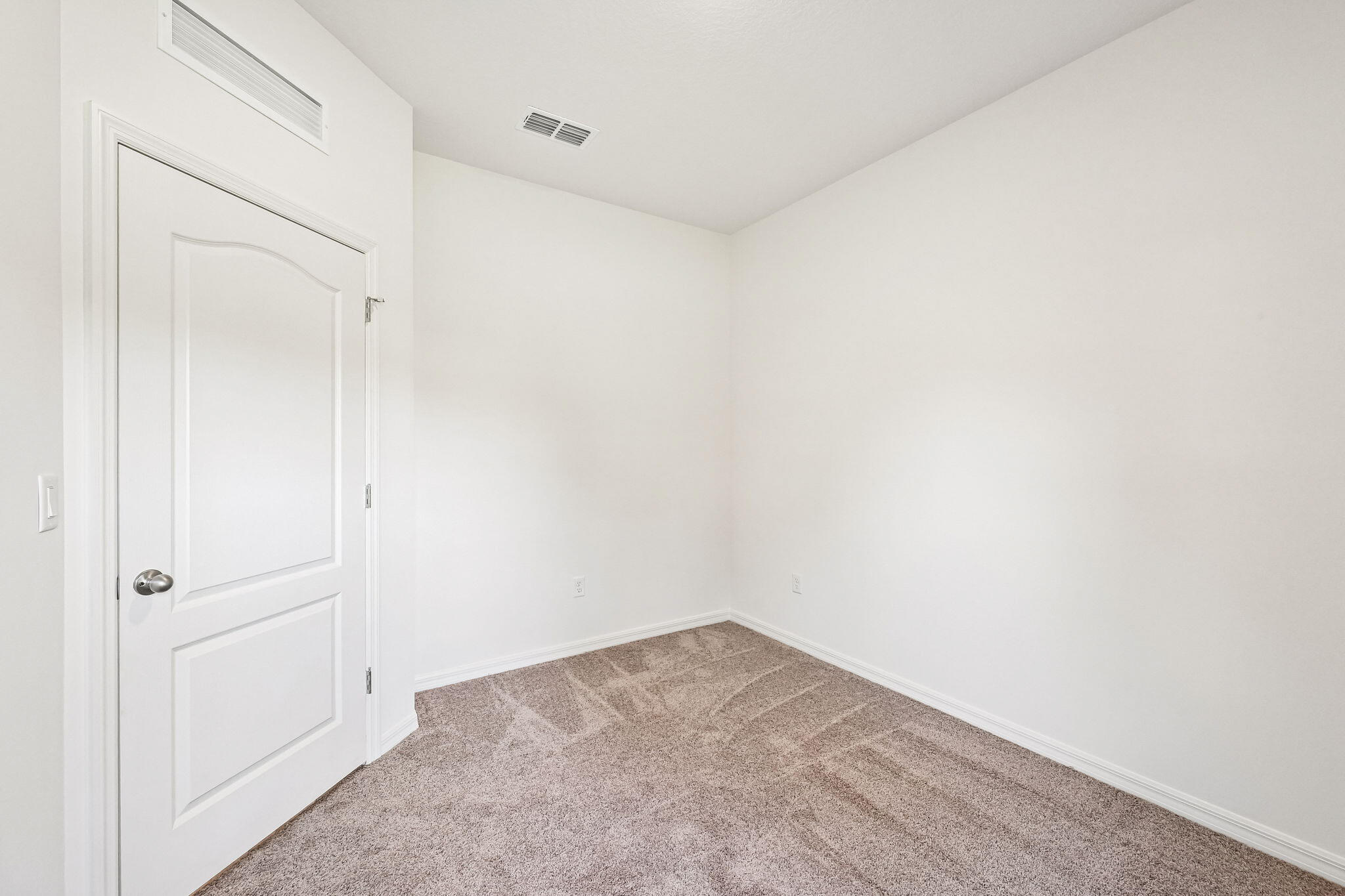 5204 Palm Drive Property Photo 13