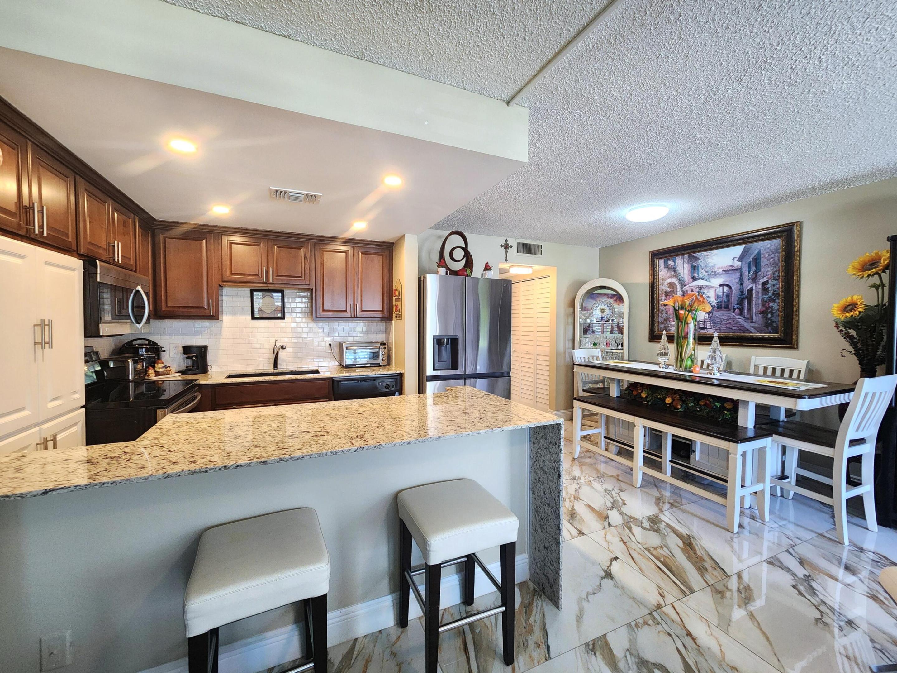 1012 Ellesmere A 1012