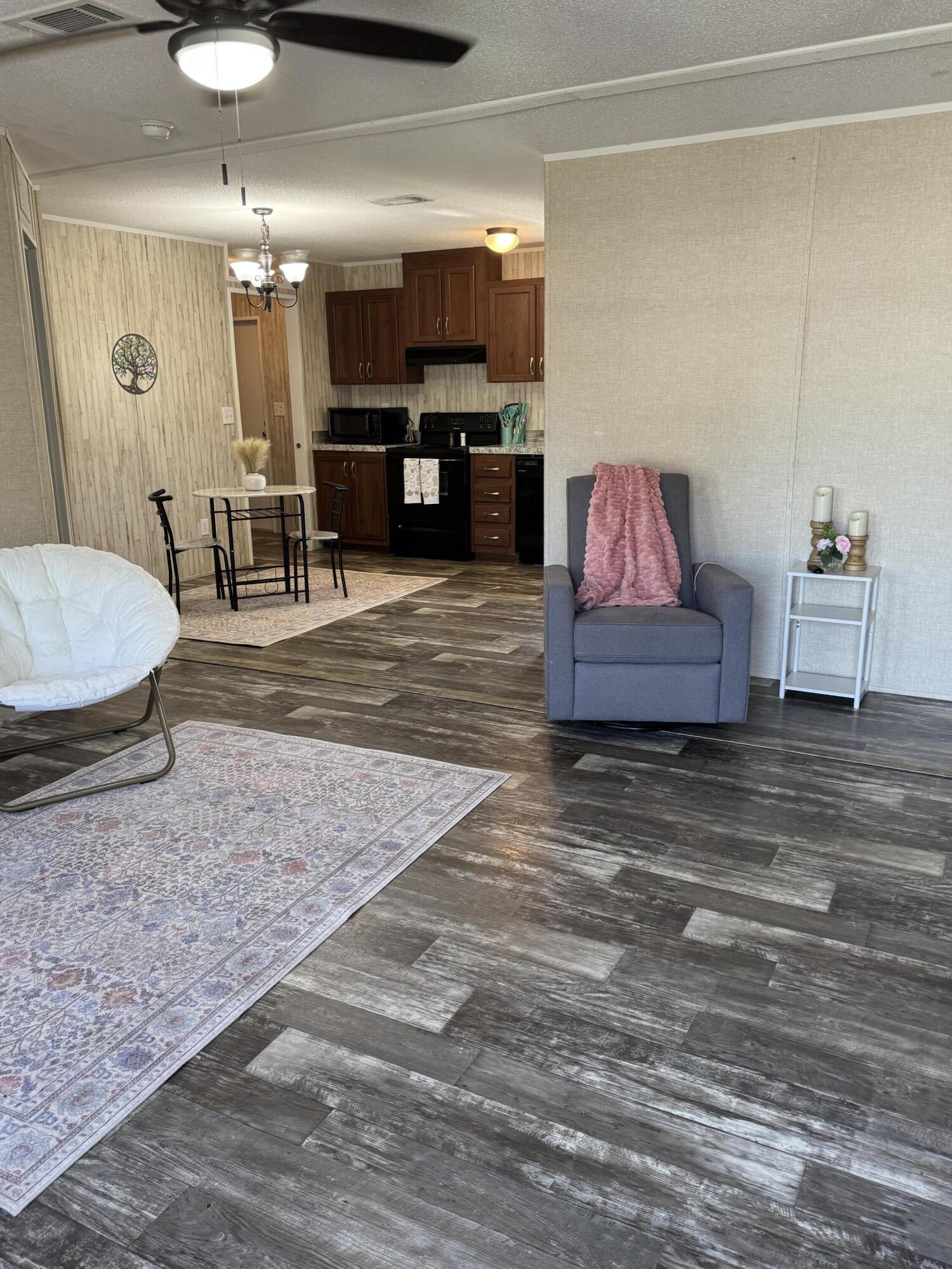 5000 Se Federal Highway 82 Property Photo 15