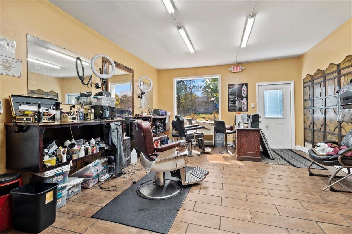 1504 N Sapodilla Avenue Property Photo 21