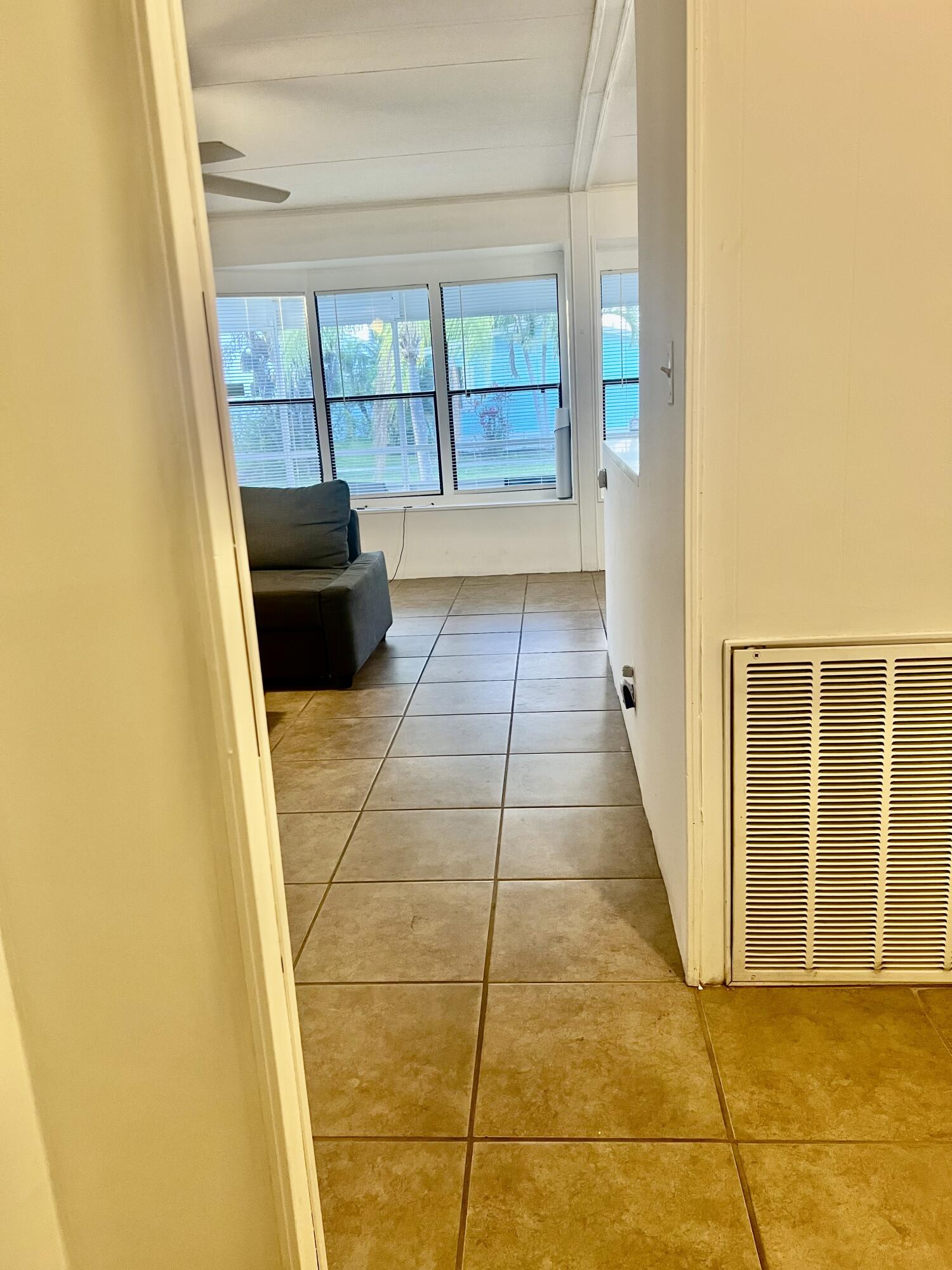 3306 Nw 67th Street Property Photo 17