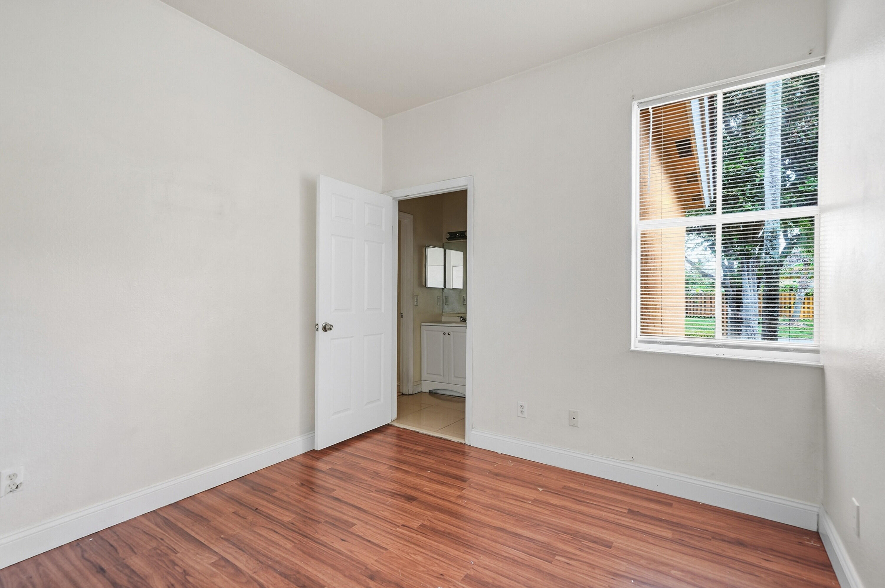 1584 Sw 2nd Street Property Photo 15