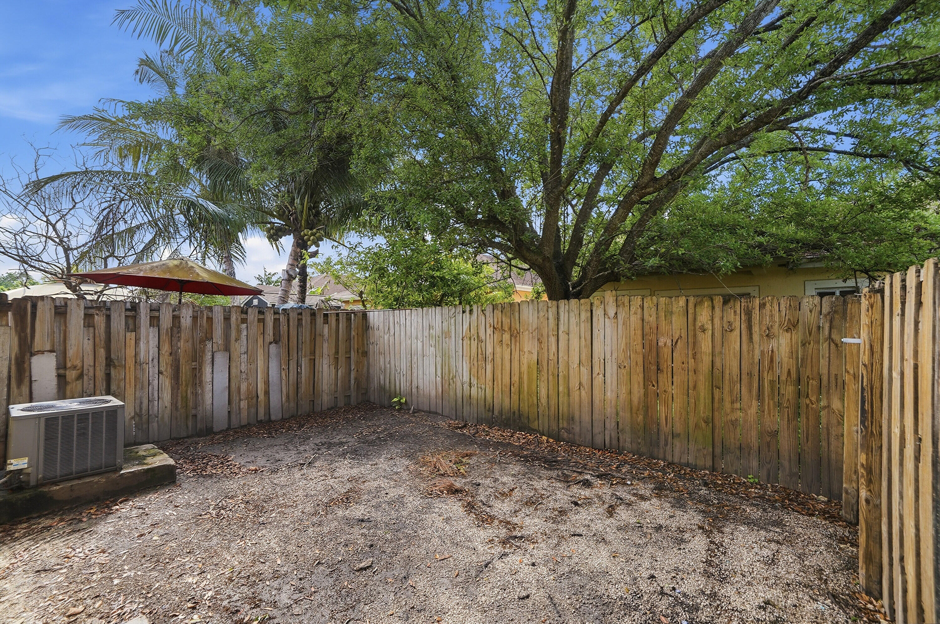 1584 Sw 2nd Street Property Photo 23