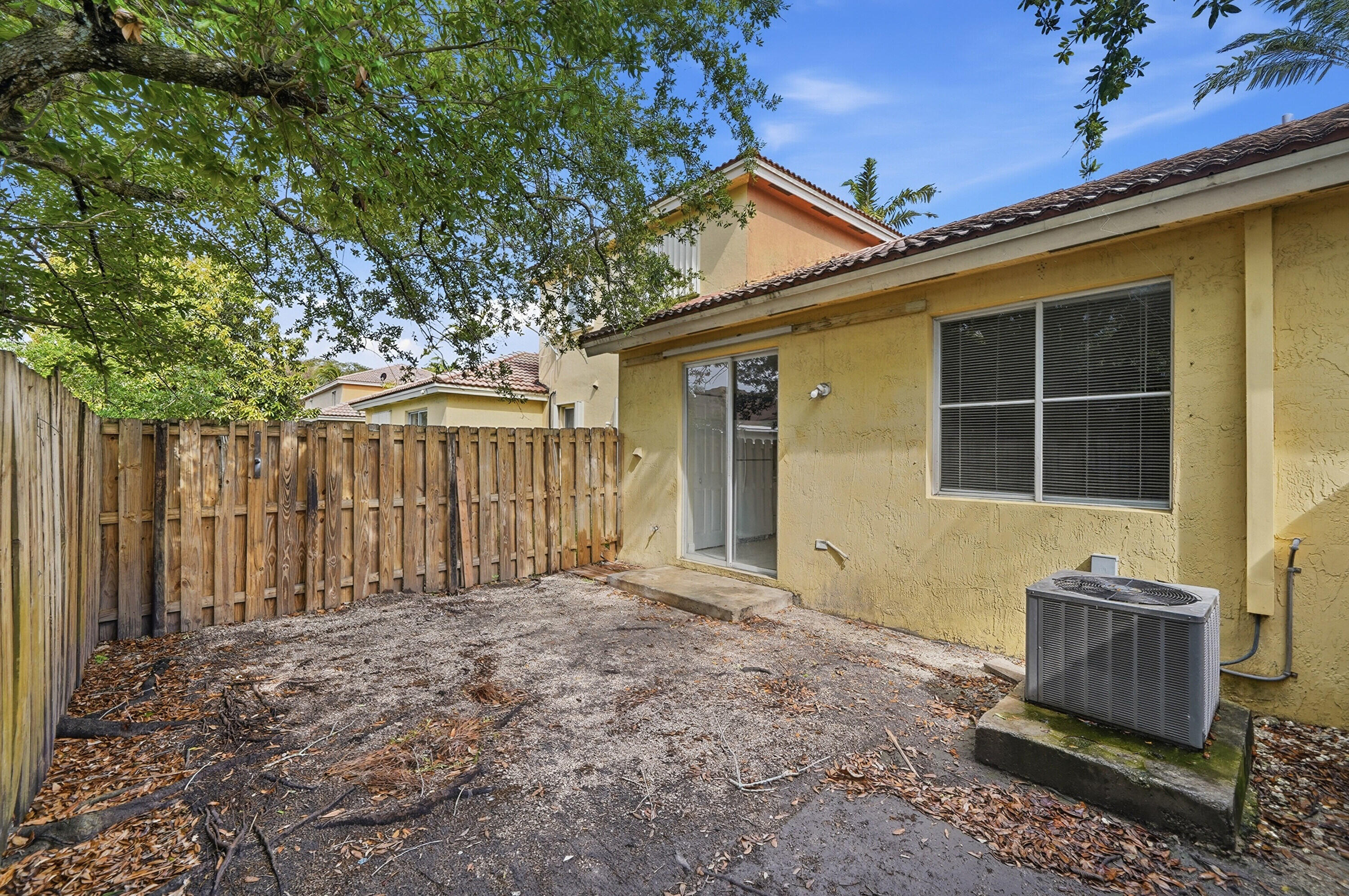 1584 Sw 2nd Street Property Photo 24