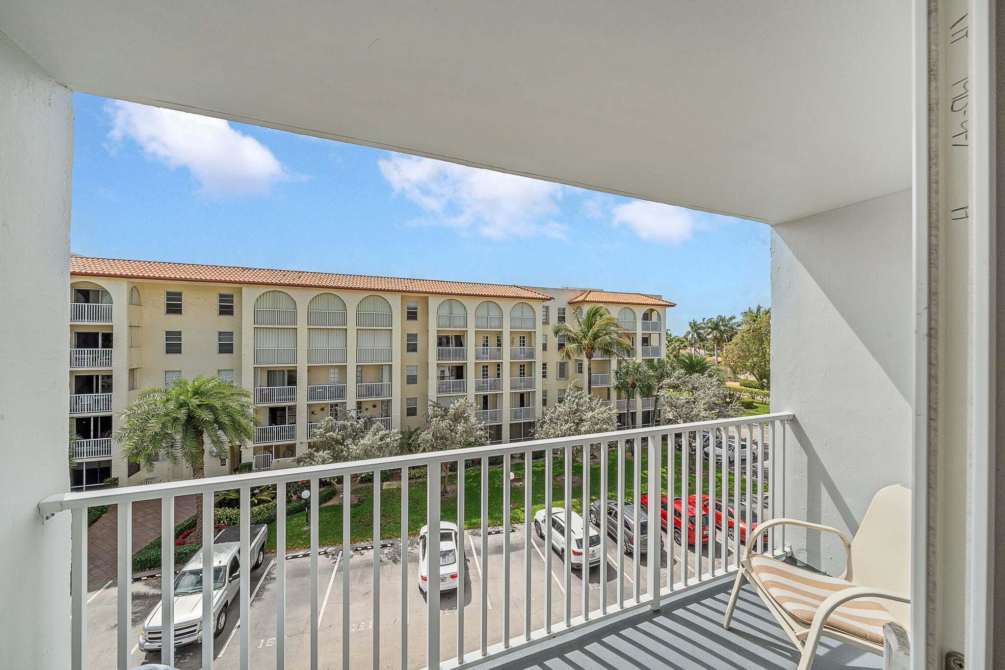 1111 S Ocean Boulevard 414 Property Photo 13