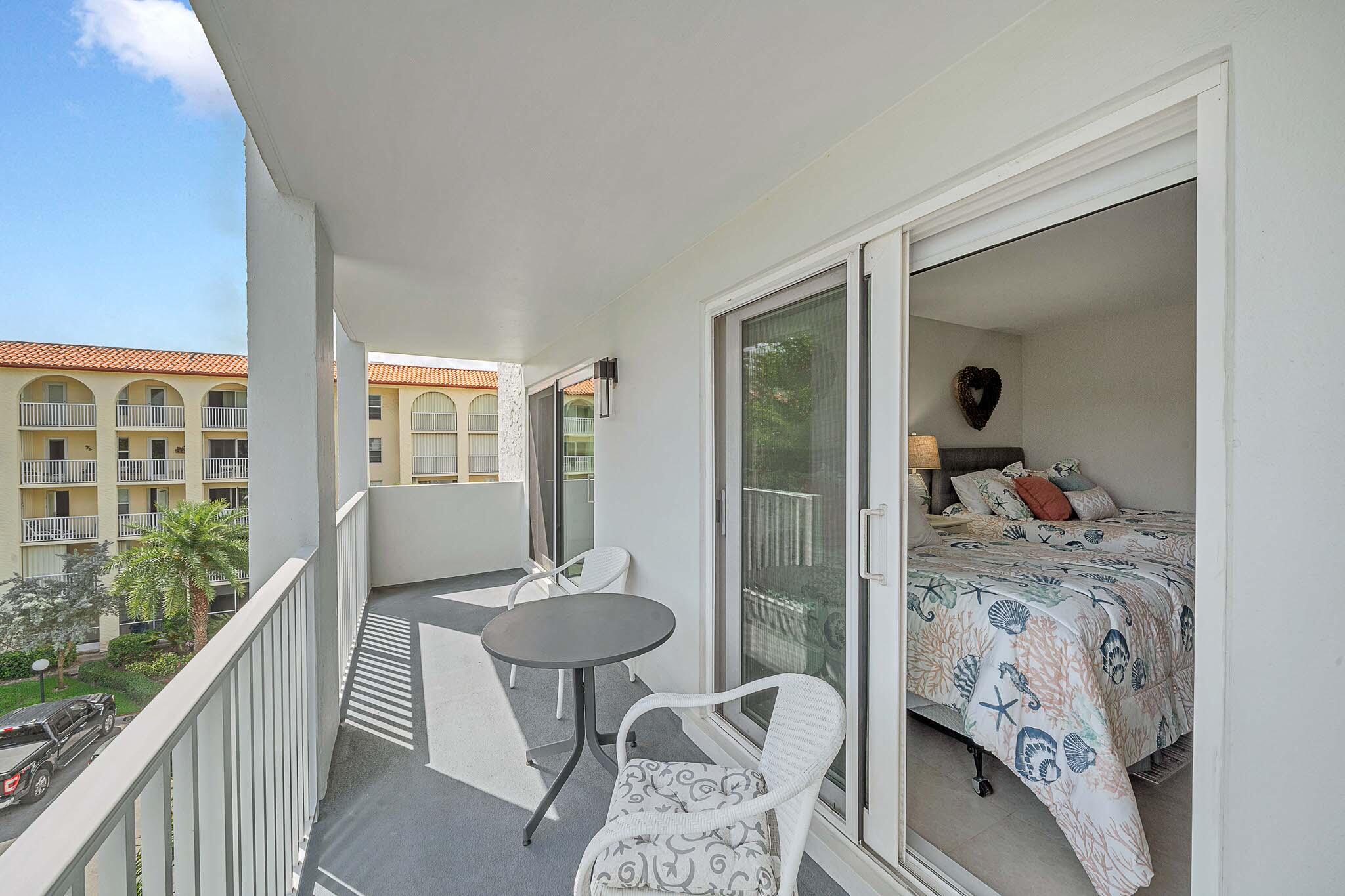 1111 S Ocean Boulevard 414 Property Photo 16