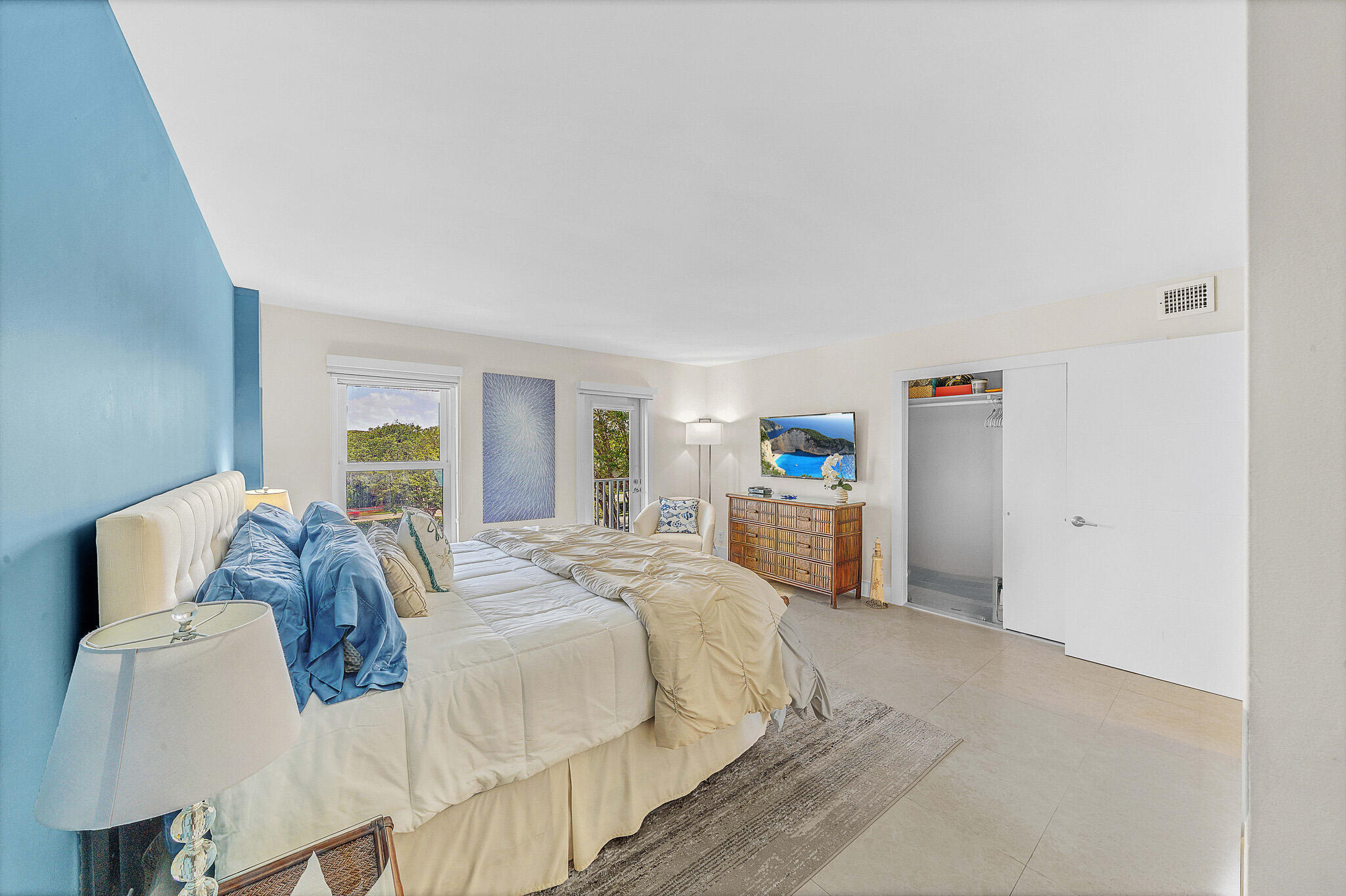 1111 S Ocean Boulevard 414 Property Photo 21