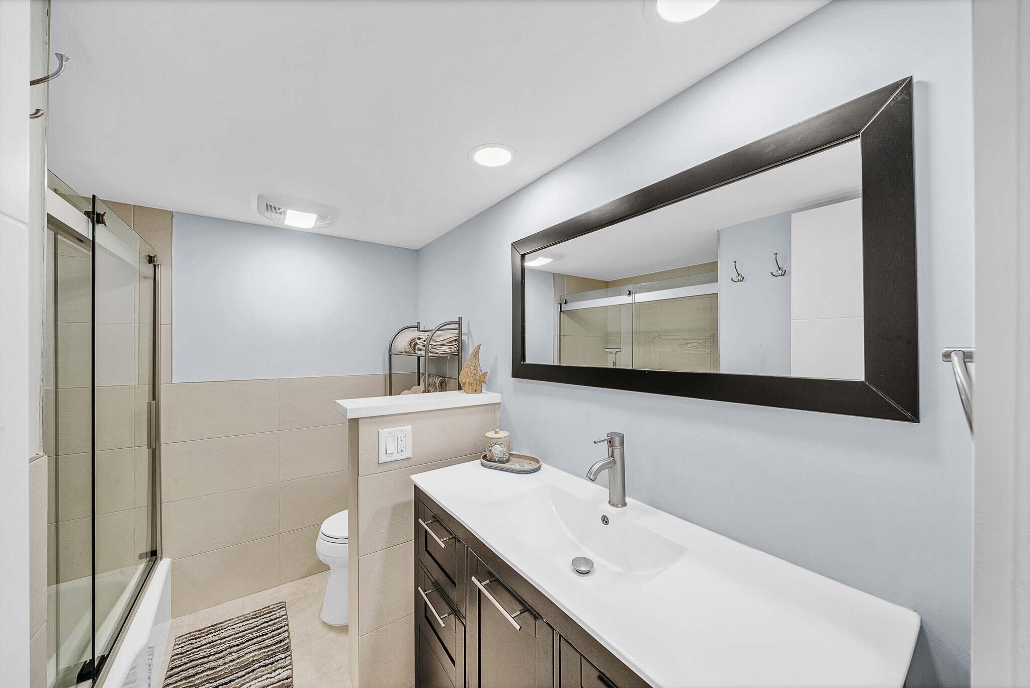 1111 S Ocean Boulevard 414 Property Photo 31
