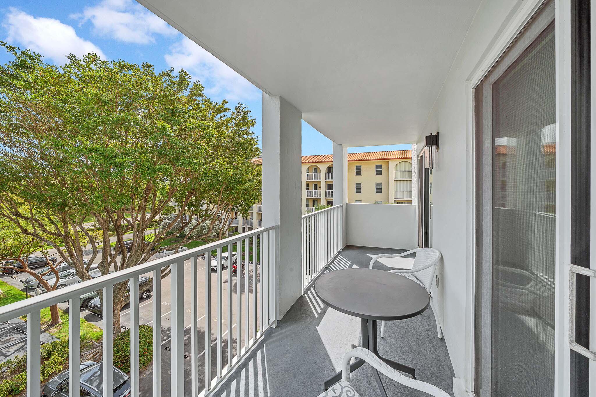 1111 S Ocean Boulevard 414 Property Photo 33