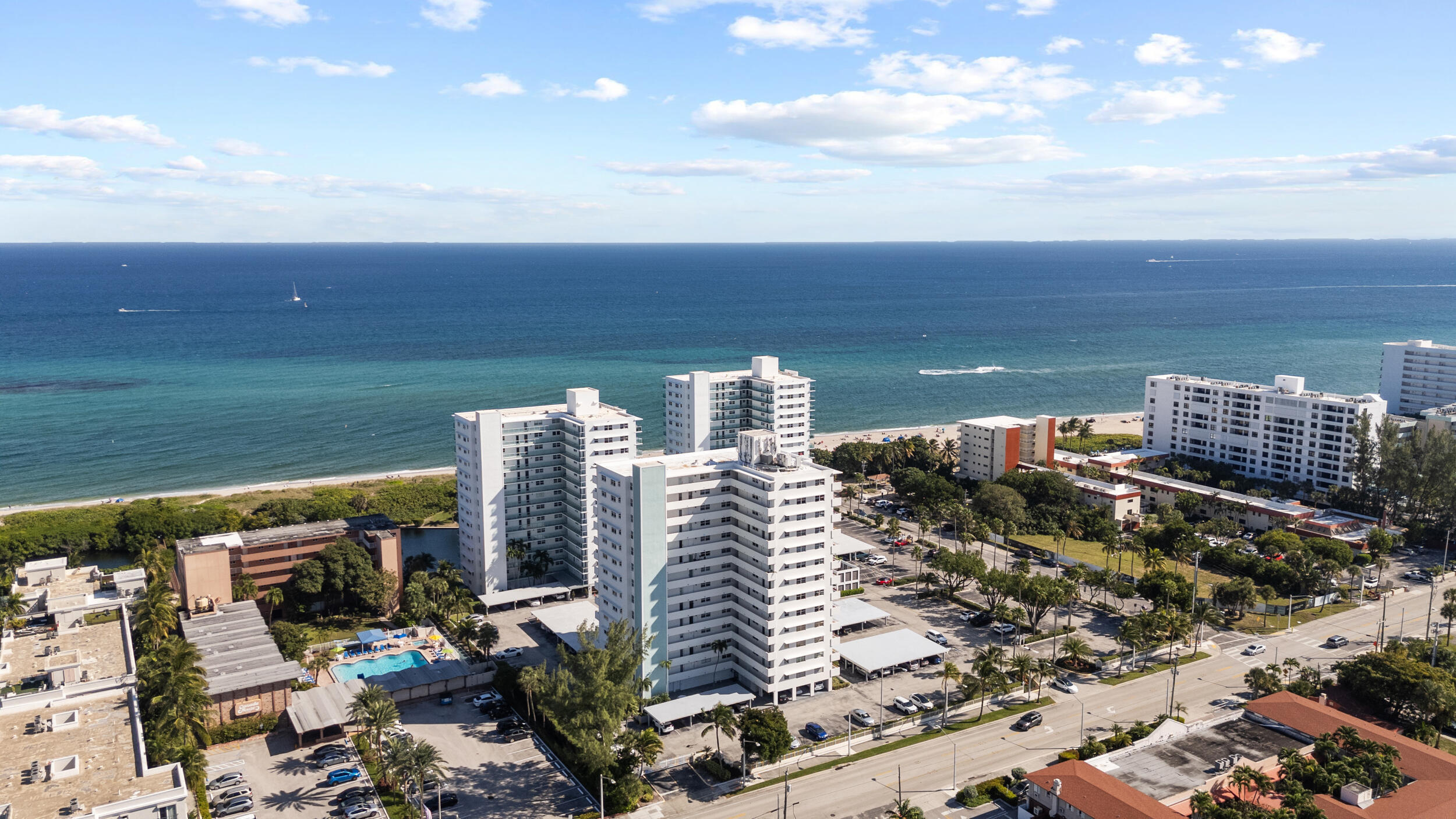 1630 N Ocean Boulevard 812 Property Photo 32