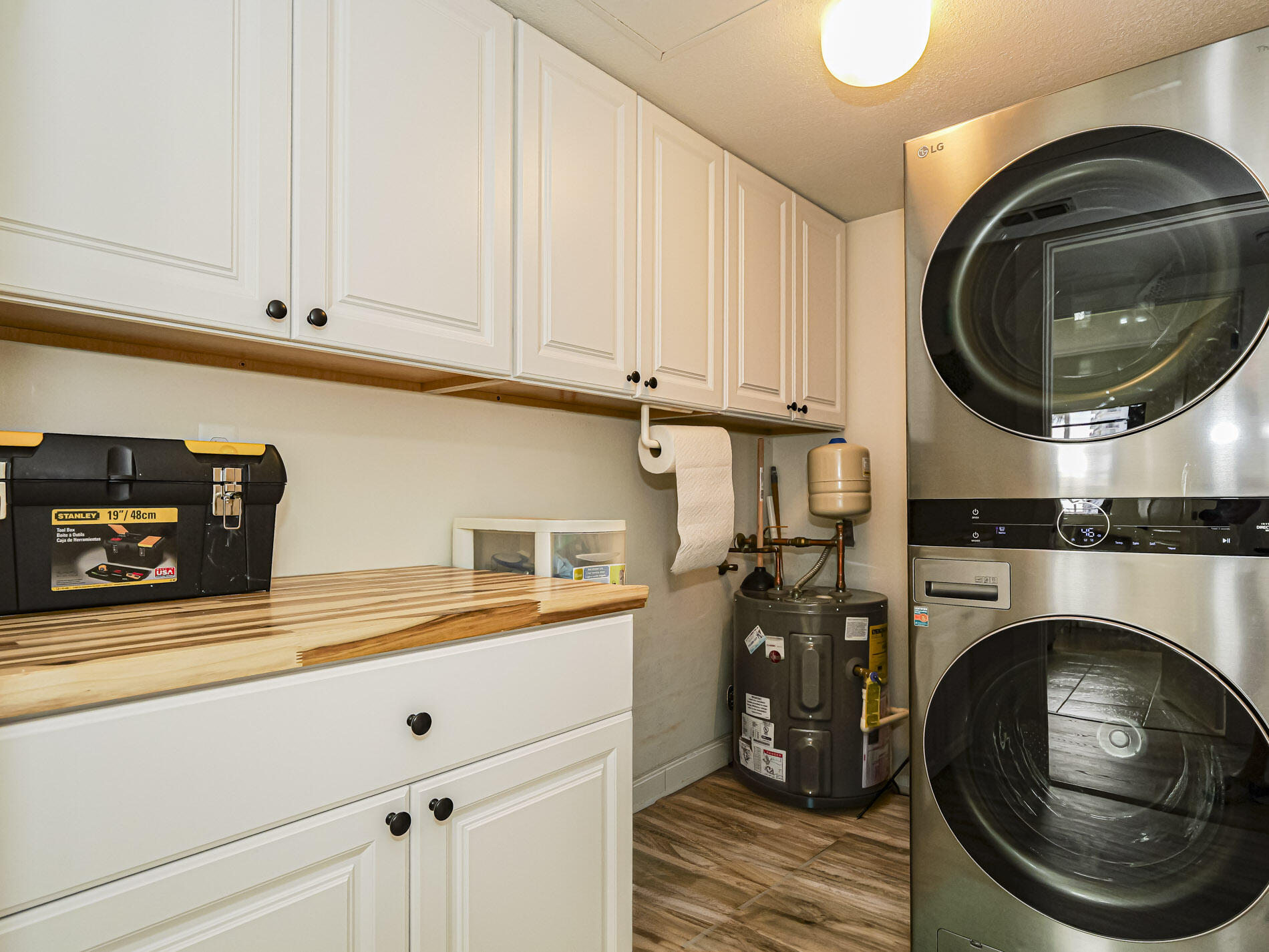 3206 S Lakeview Circle 1206 Property Photo 40