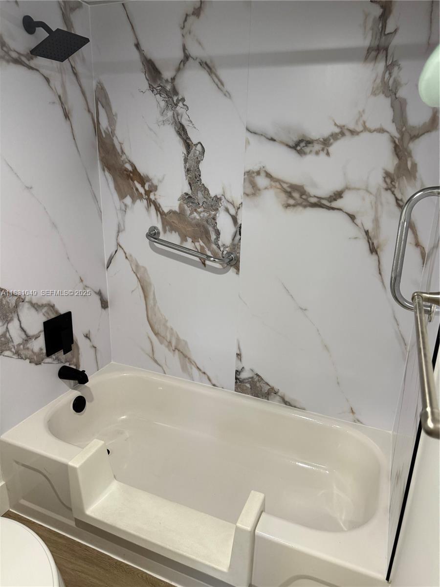 67 Monaco B Property Photo 10